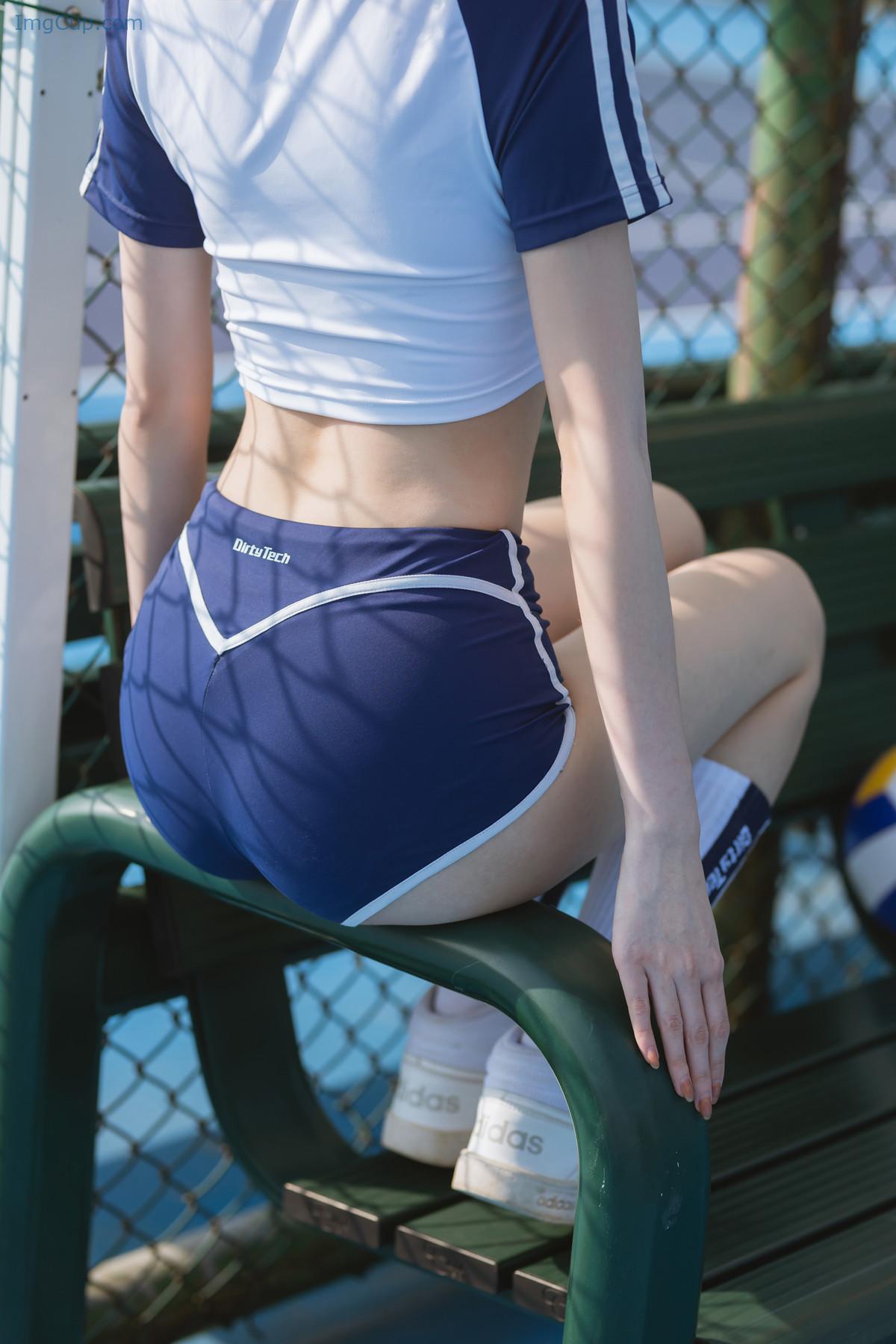 COS06A056_20.jpg COS06A056 20