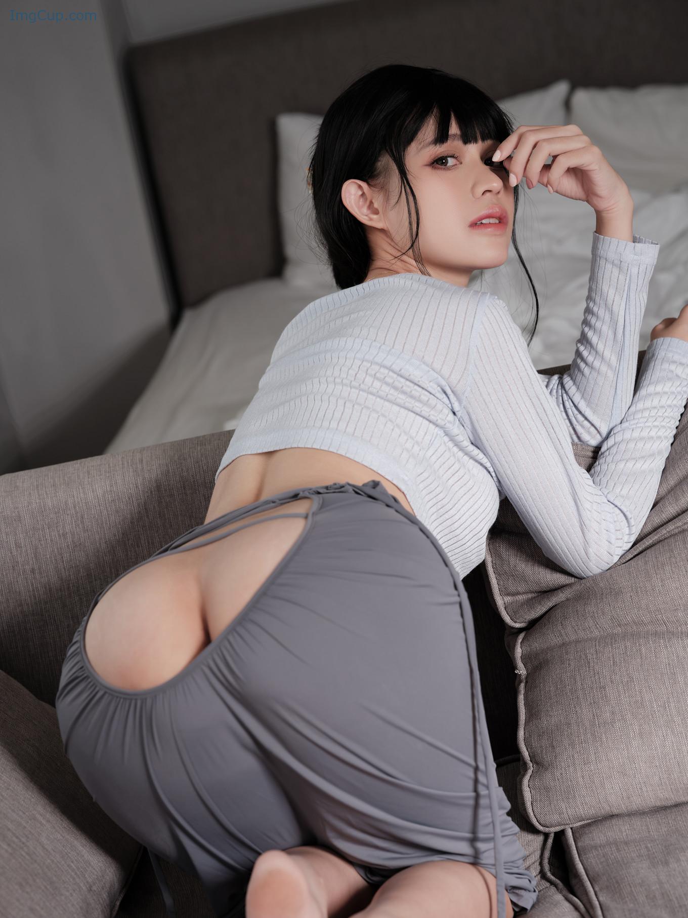 COS06A057_16.jpg COS06A057 16