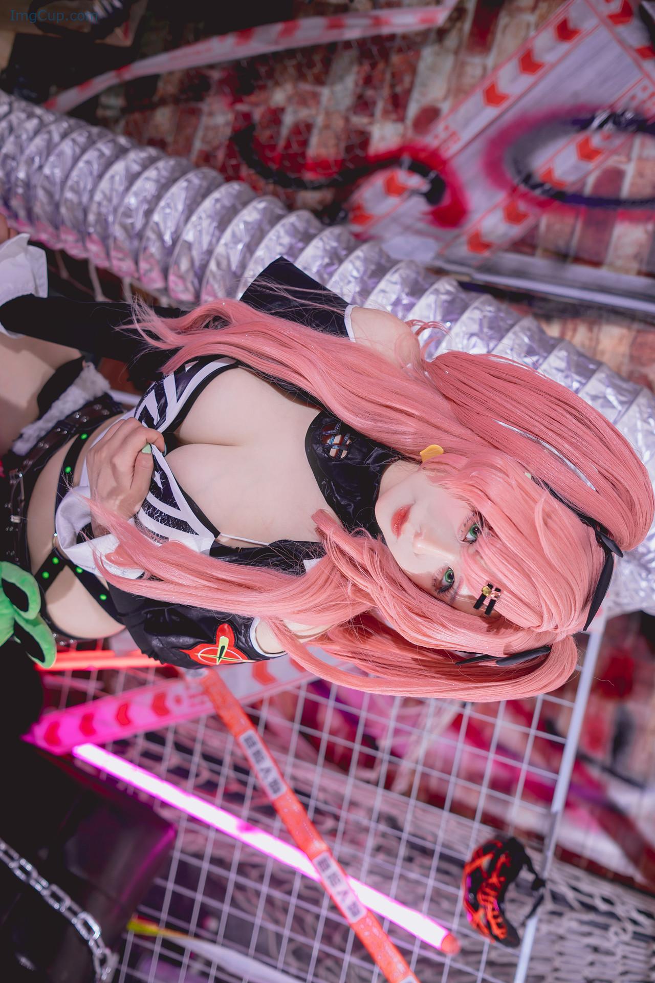 COS06A081_10.jpg COS06A081 10