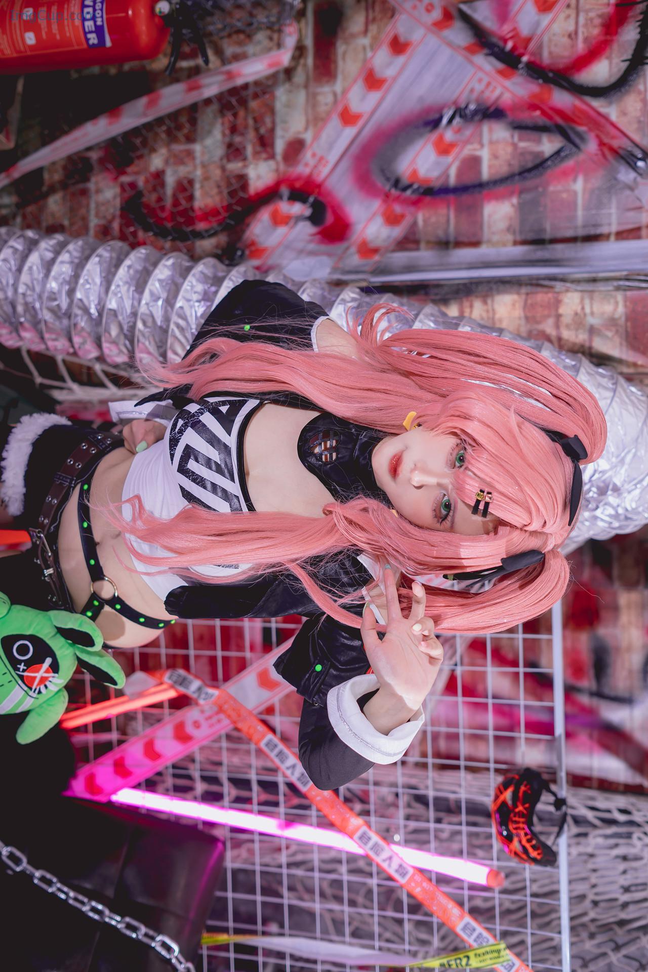 COS06A081_8.jpg COS06A081 8