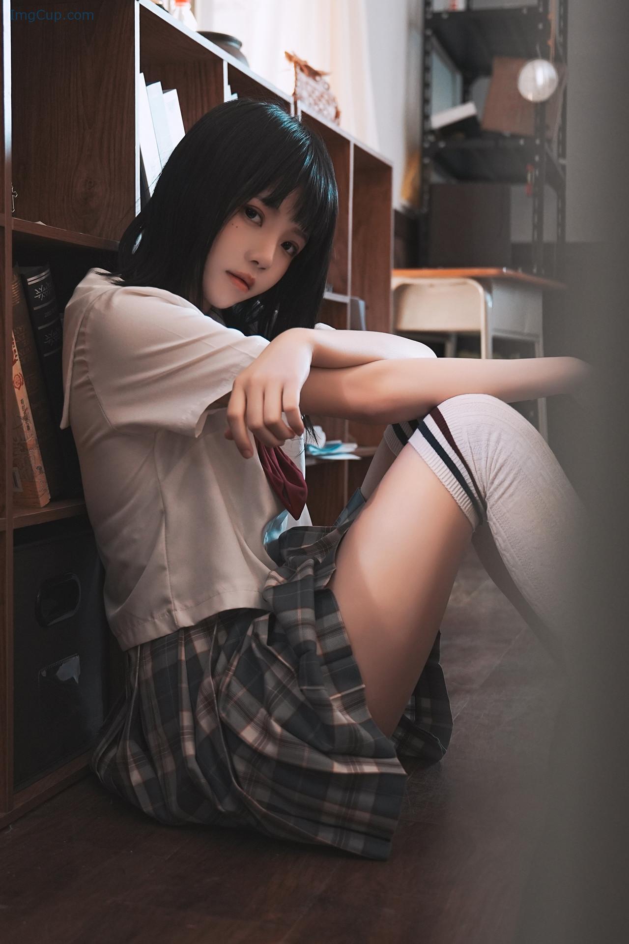 COS06C008_1.jpg COS06C008 1