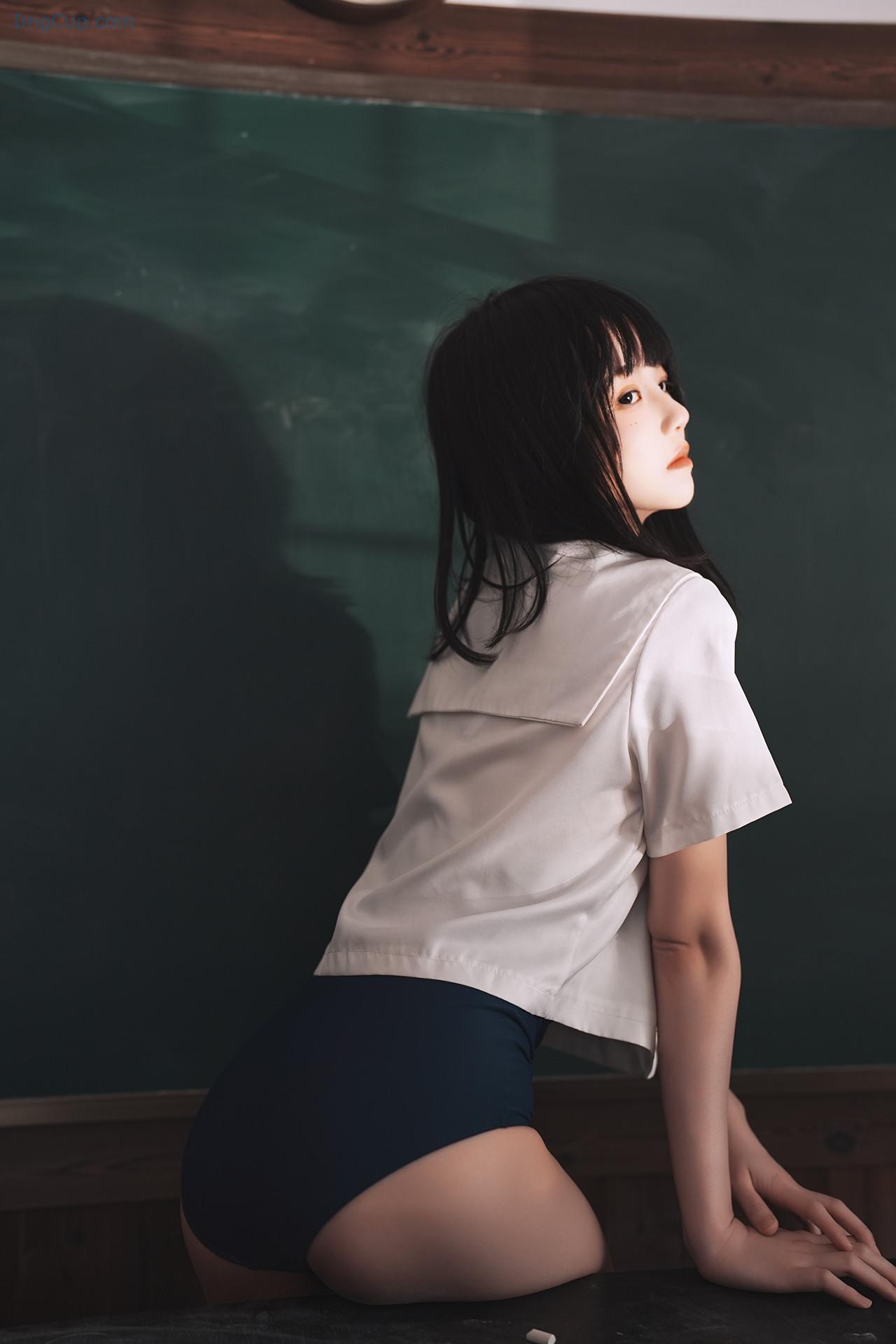 COS06C008_11.jpg COS06C008 11