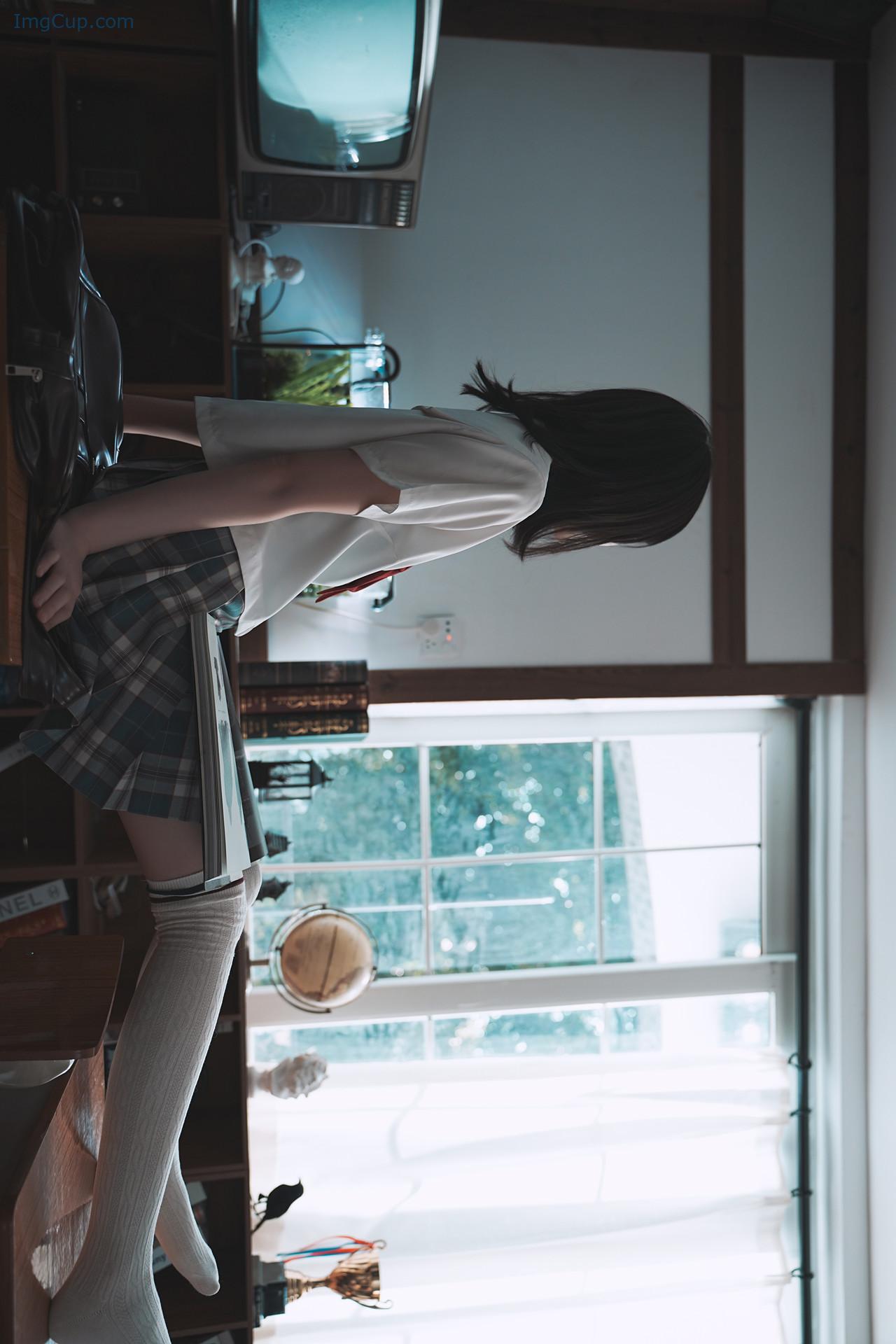 COS06C008_2.jpg COS06C008 2