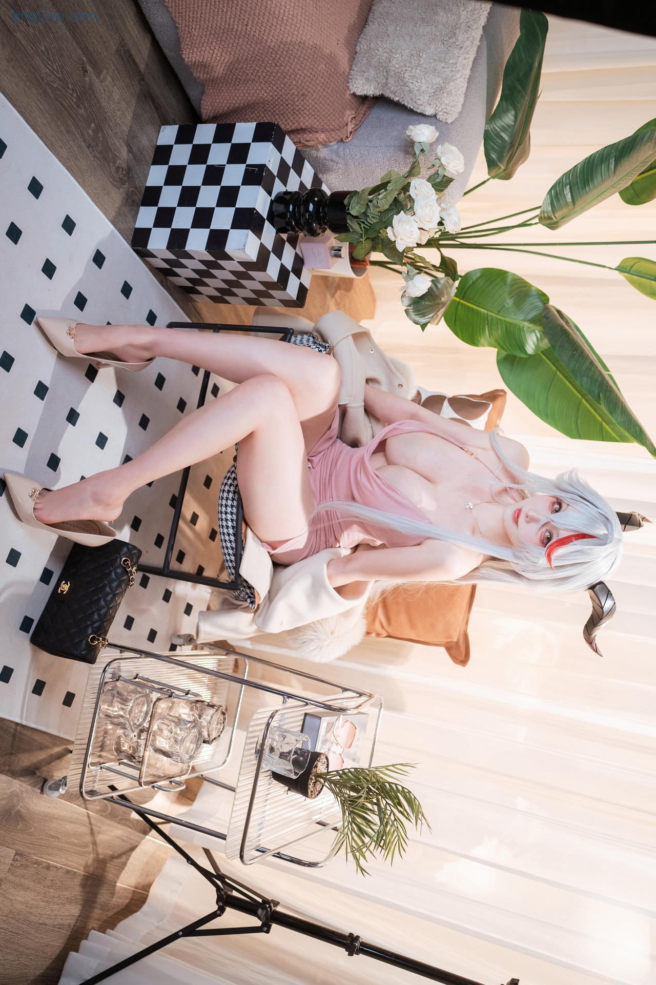 COS06C032_7.jpg COS06C032 7