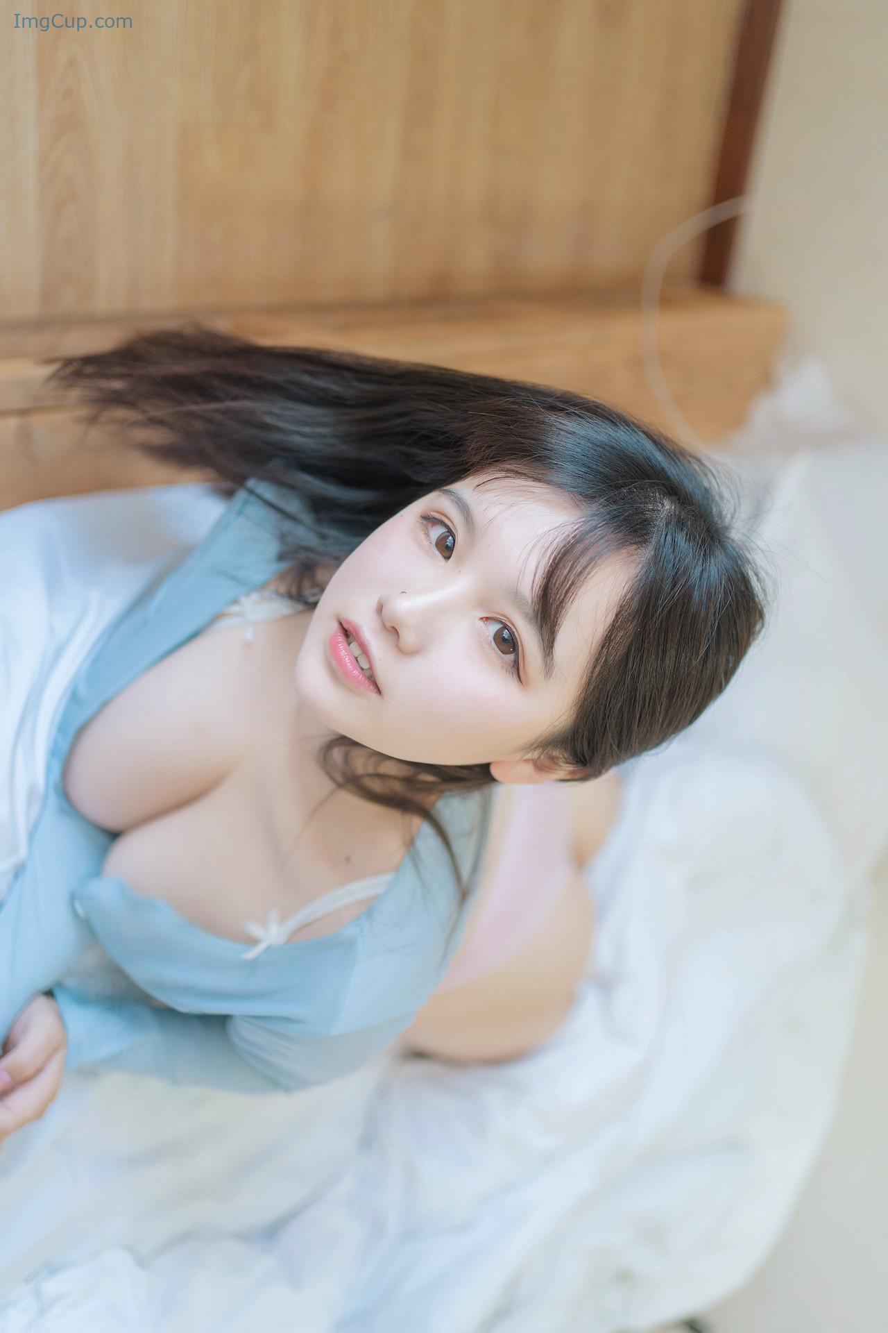 COS06C053_13.jpg COS06C053 13