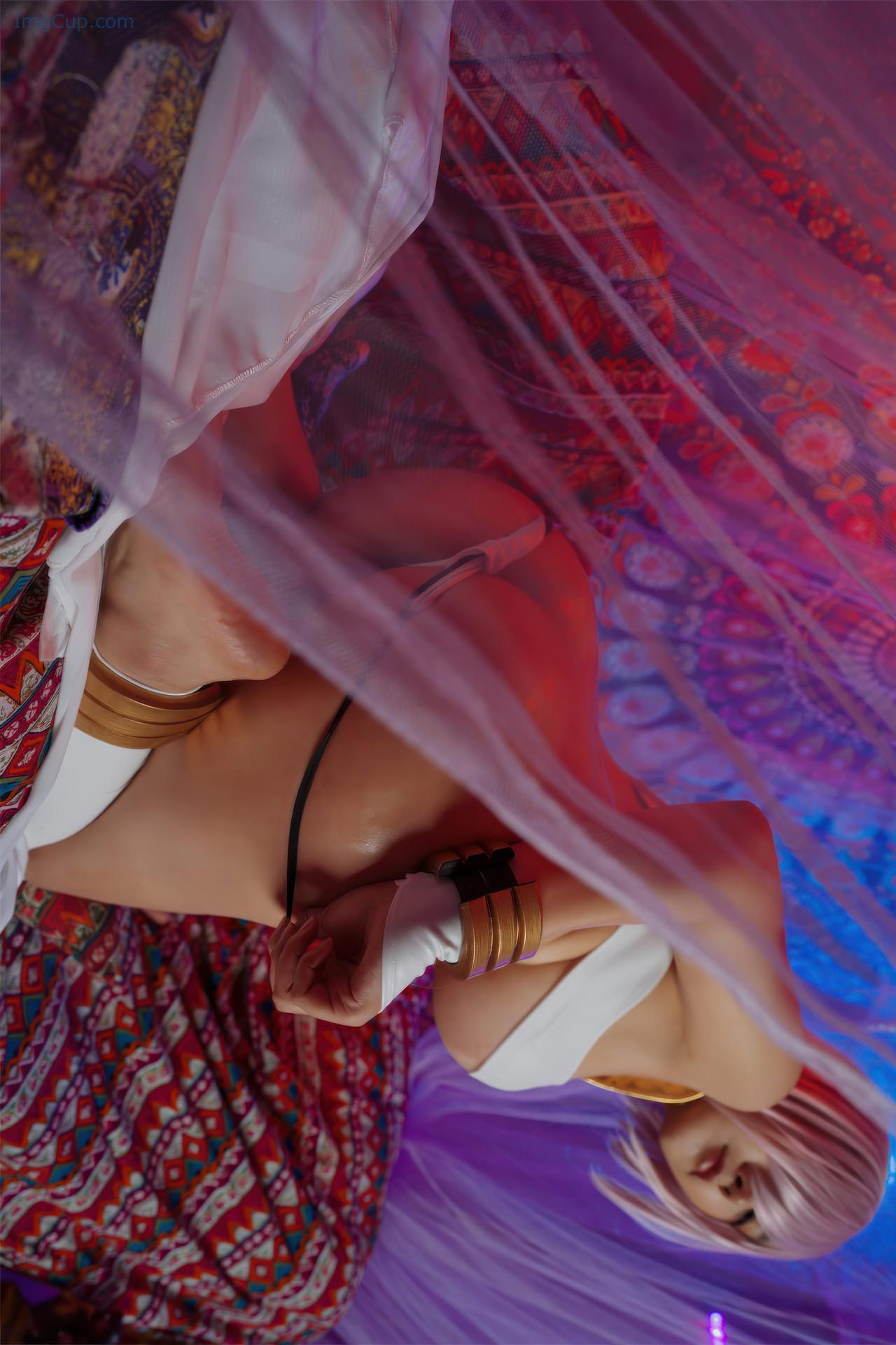 COS06C054_24.jpg COS06C054 24