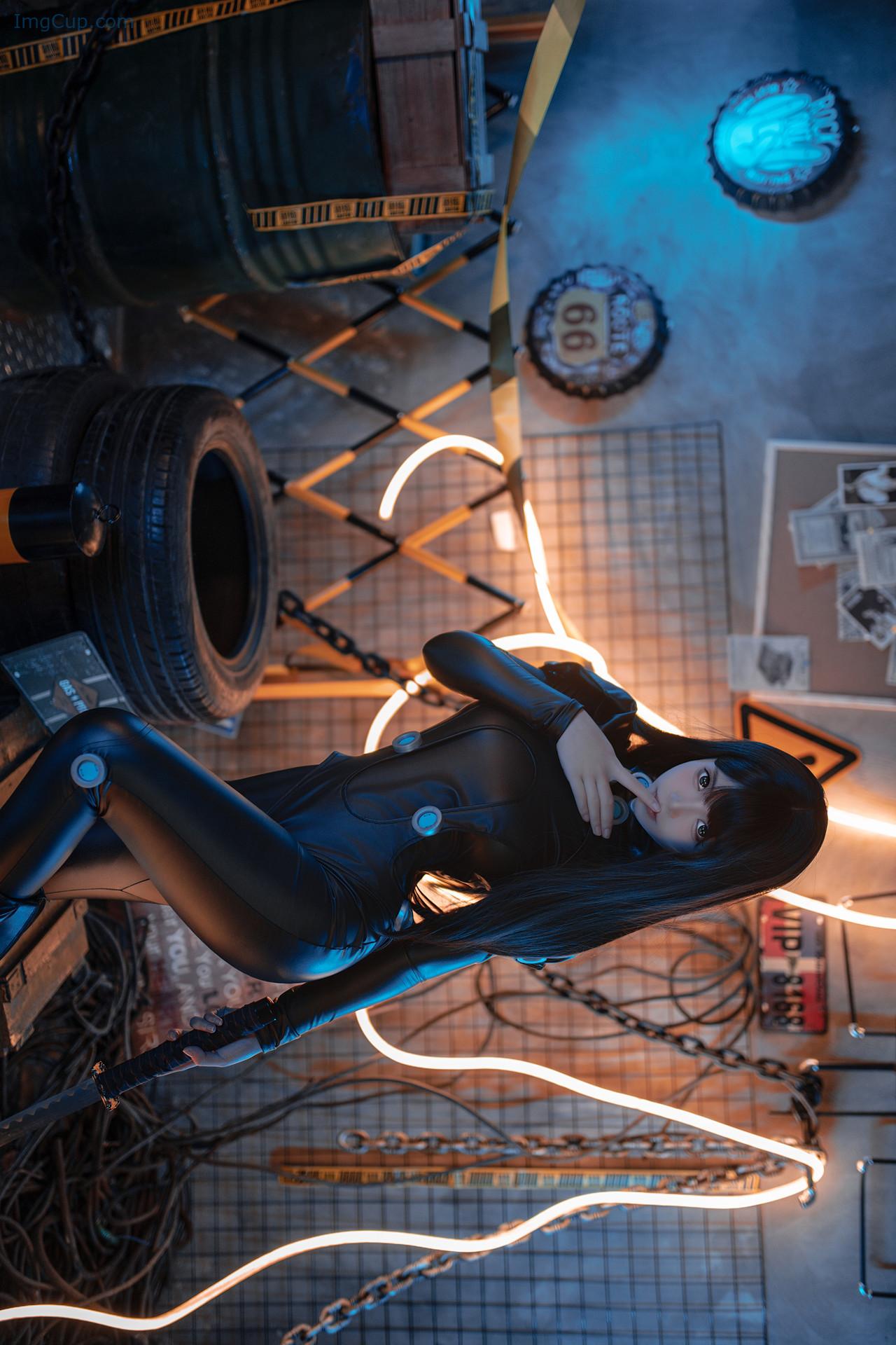 COS06C064_14.jpg COS06C064 14