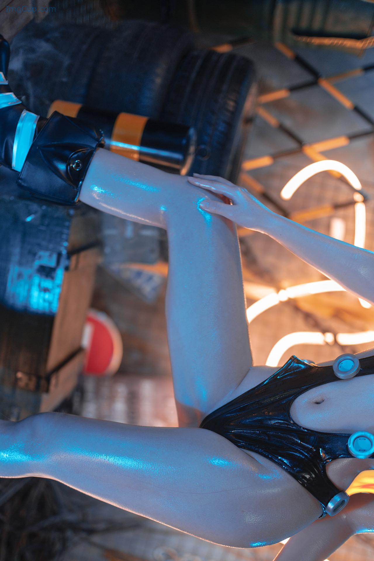 COS06C064_37.jpg COS06C064 37