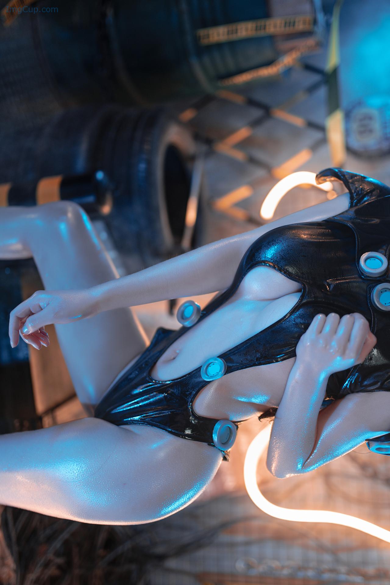 COS06C064_38.jpg COS06C064 38