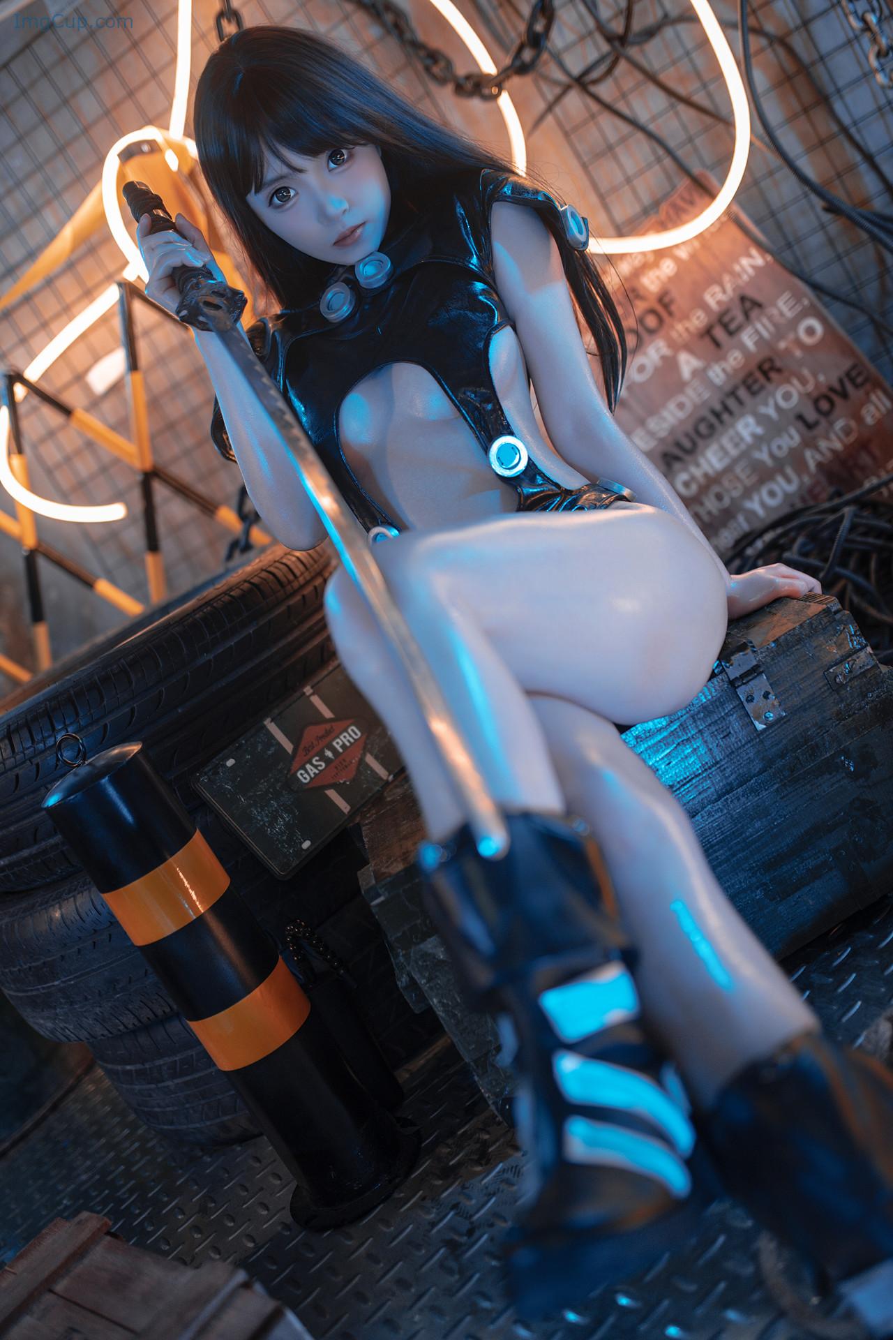 COS06C065_8.jpg COS06C065 8