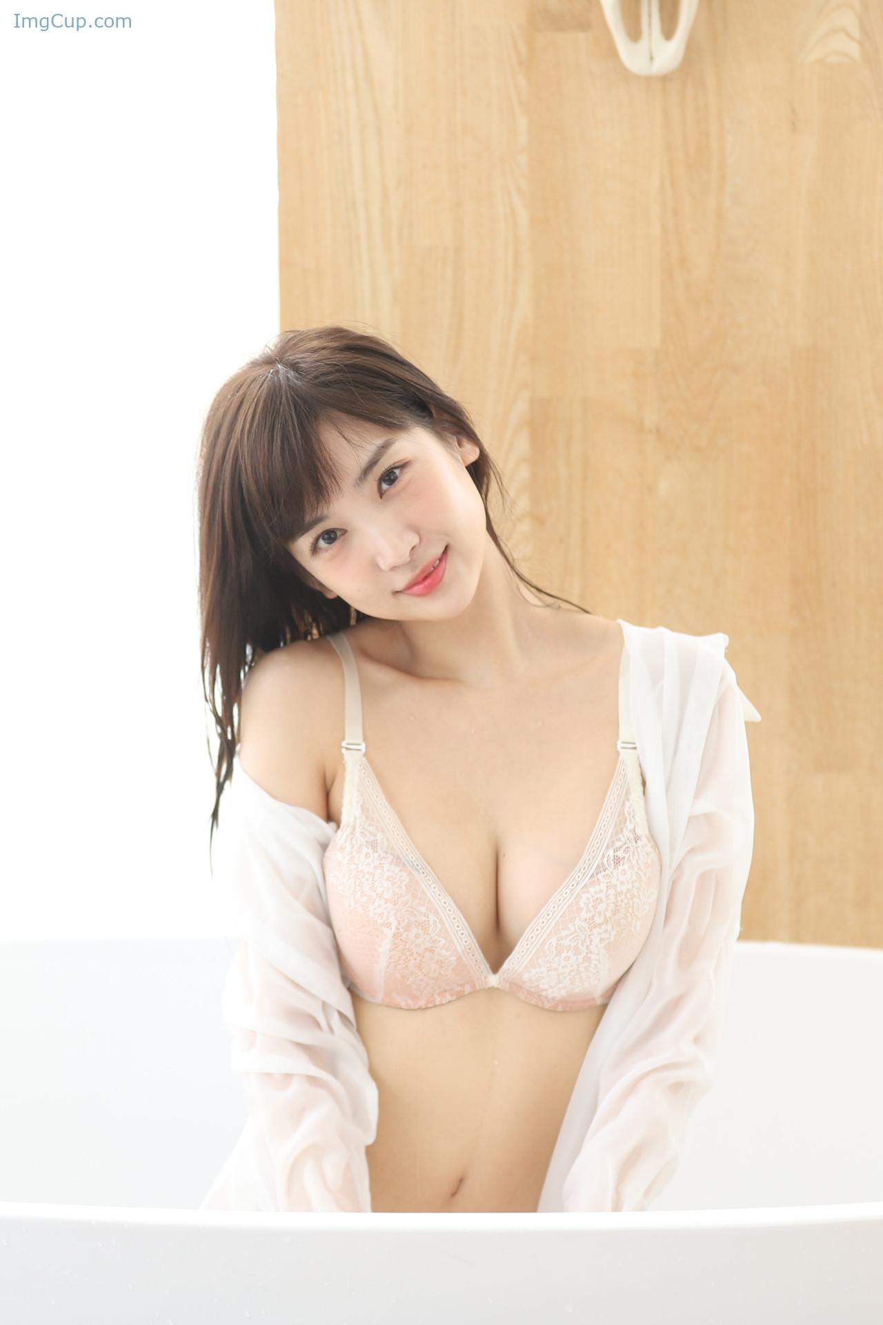 LEEZYPSW2A1_20.jpg LEEZYPSW2A1 20