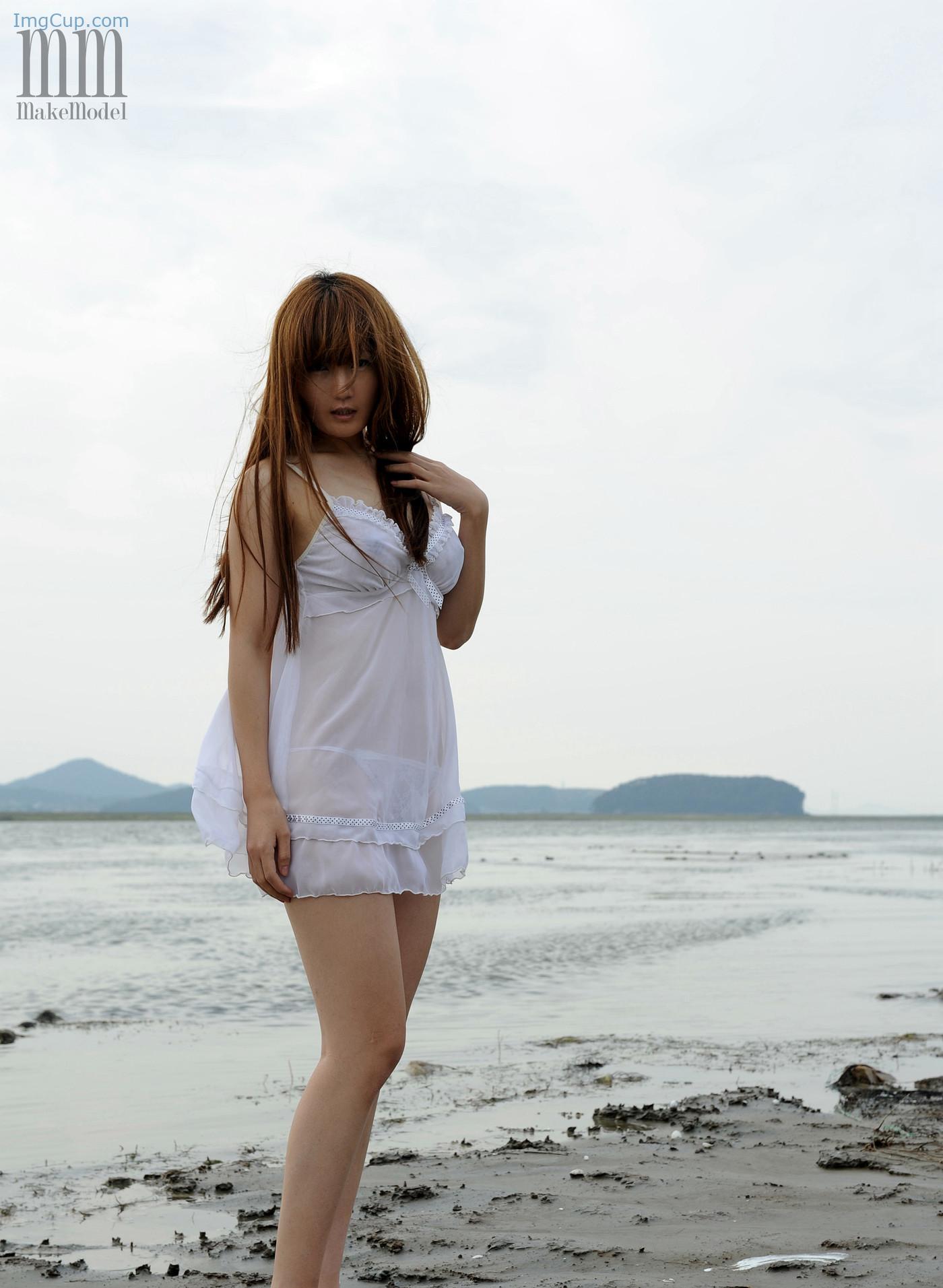 MAKEMO0508_4.jpg MAKEMO0508 4