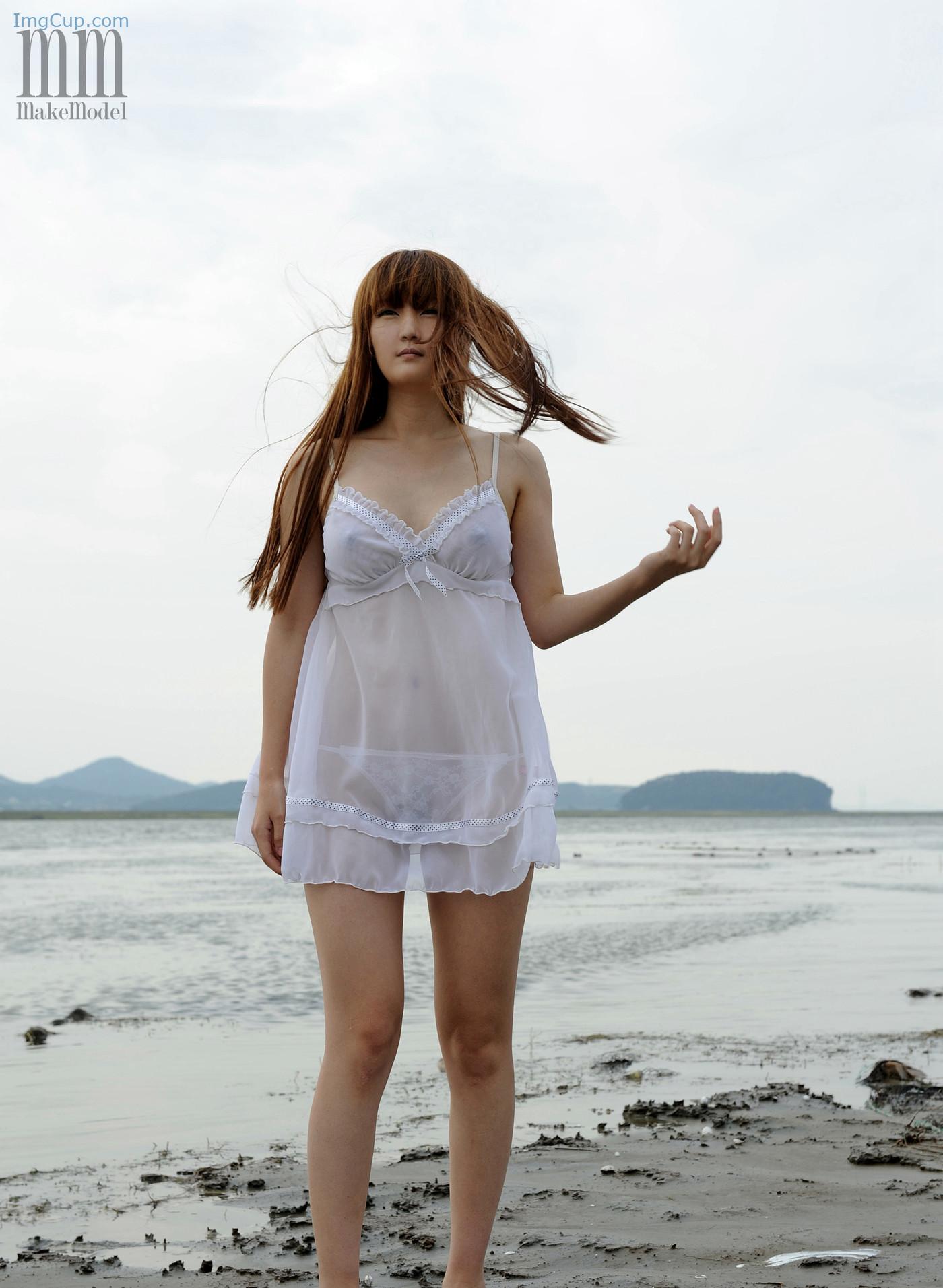 MAKEMO0508_5.jpg MAKEMO0508 5