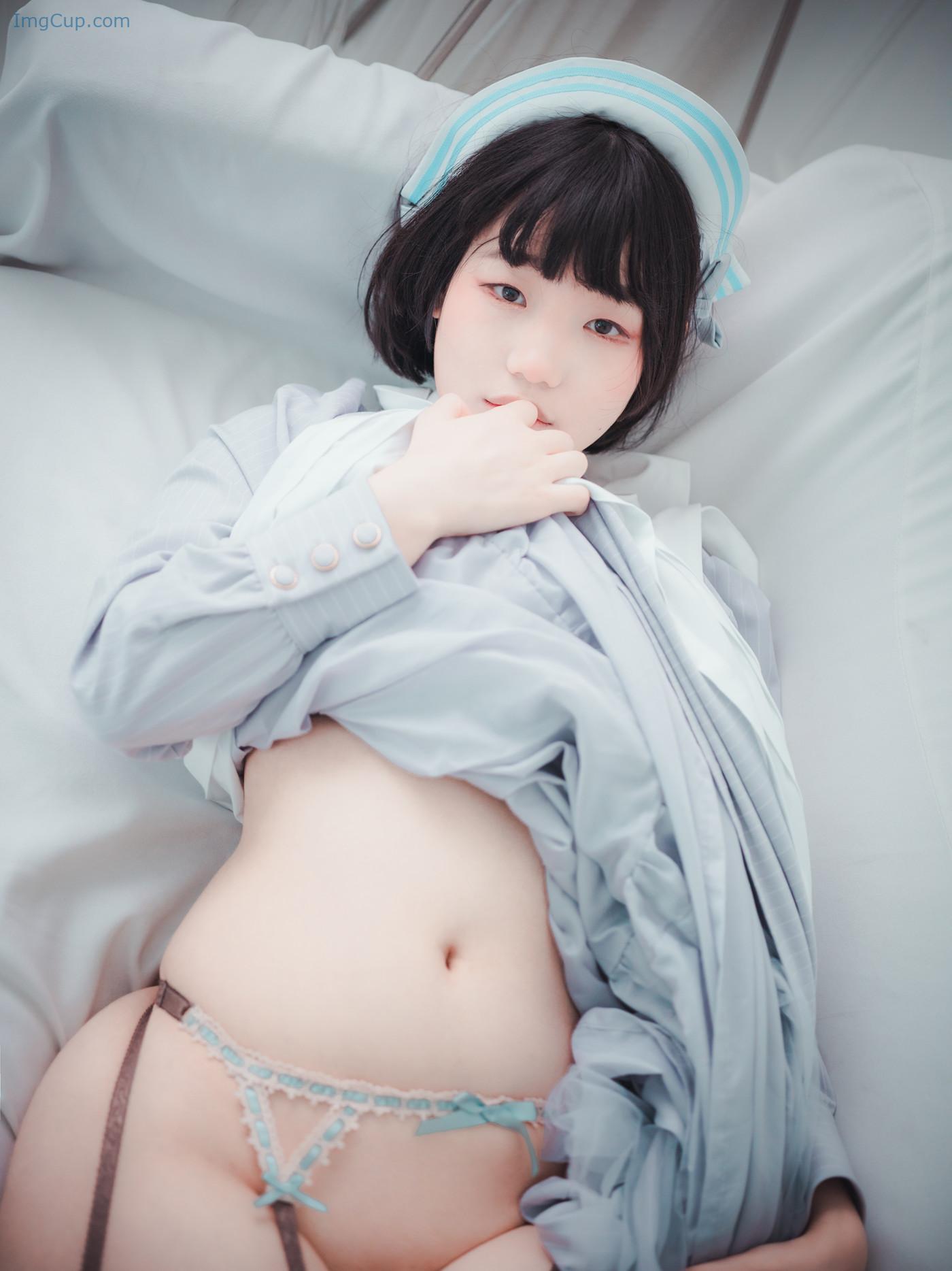 MIMMIESTH3_21.jpg MIMMIESTH3 21