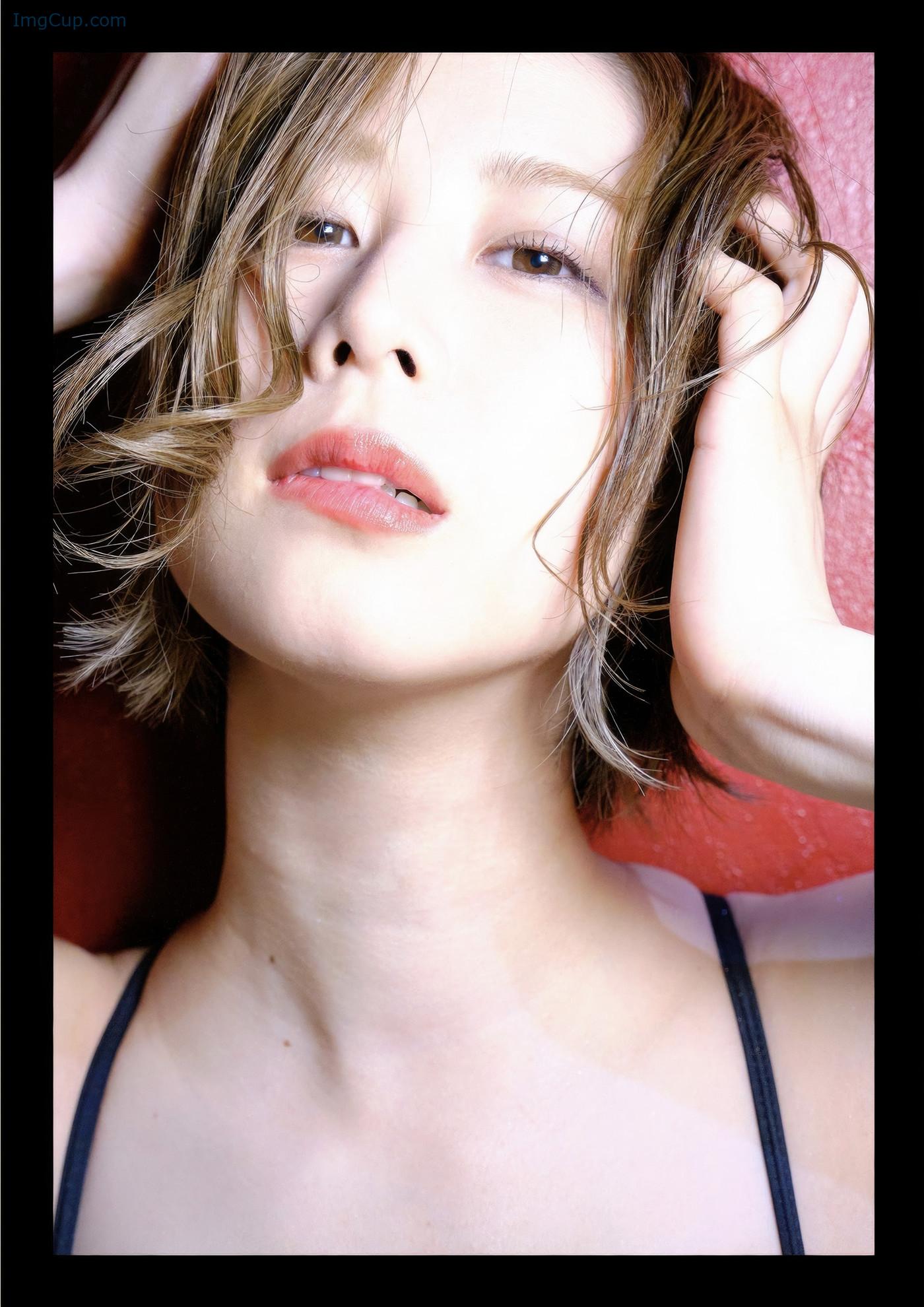 OYASIYJBNE2_18.jpeg OYASIYJBNE2 18