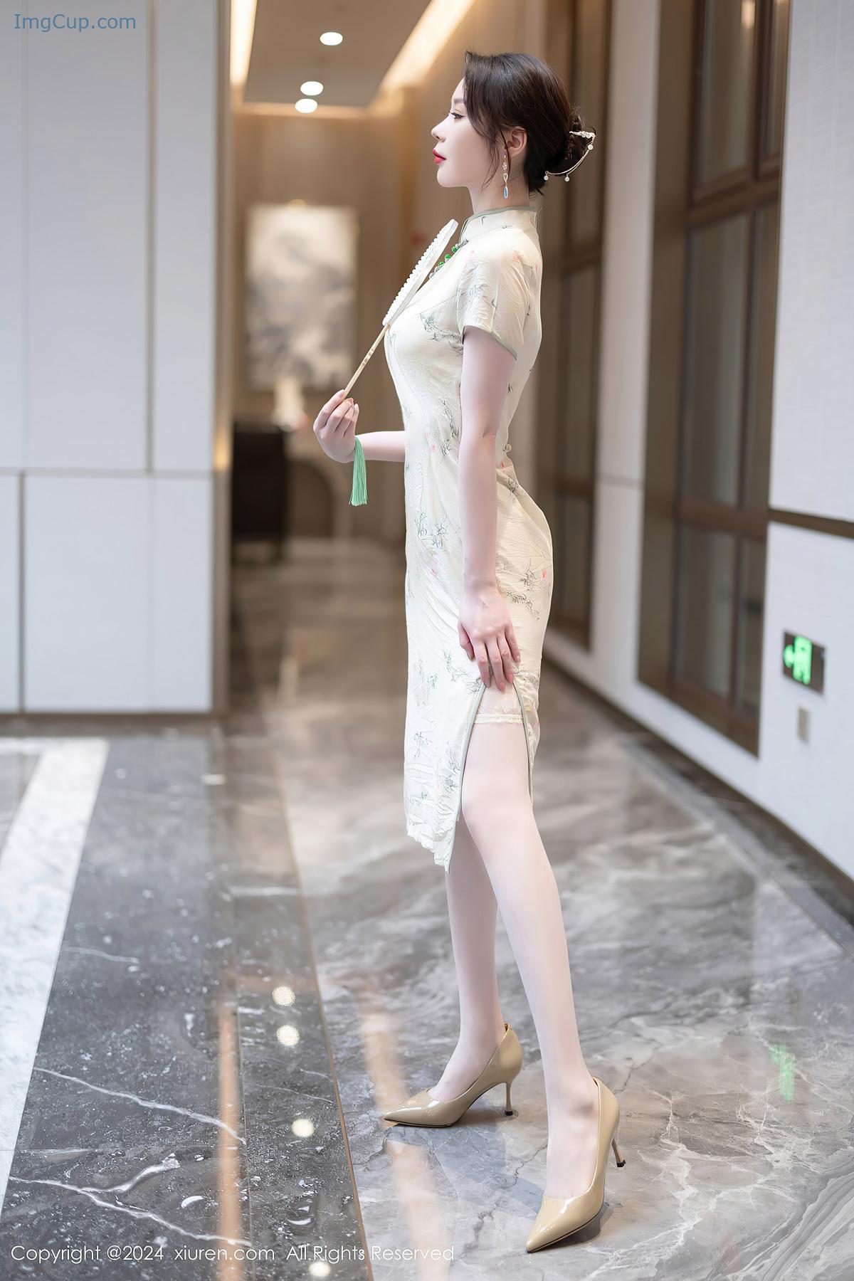 ren06z071_11.jpg REN06Z071 11