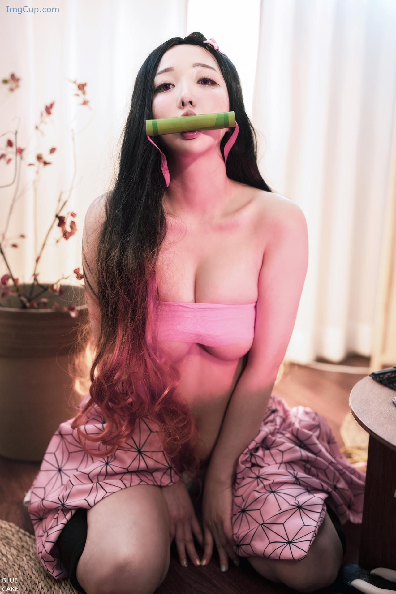 SONYEPINK1_32.jpg SONYEPINK1 32