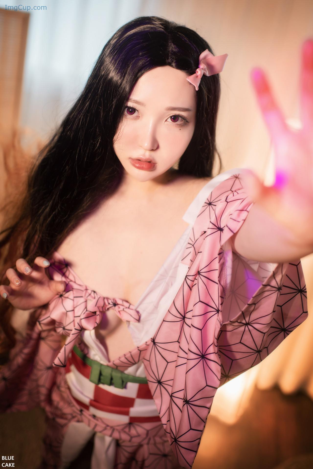 SONYEPINK1_39.jpg SONYEPINK1 39