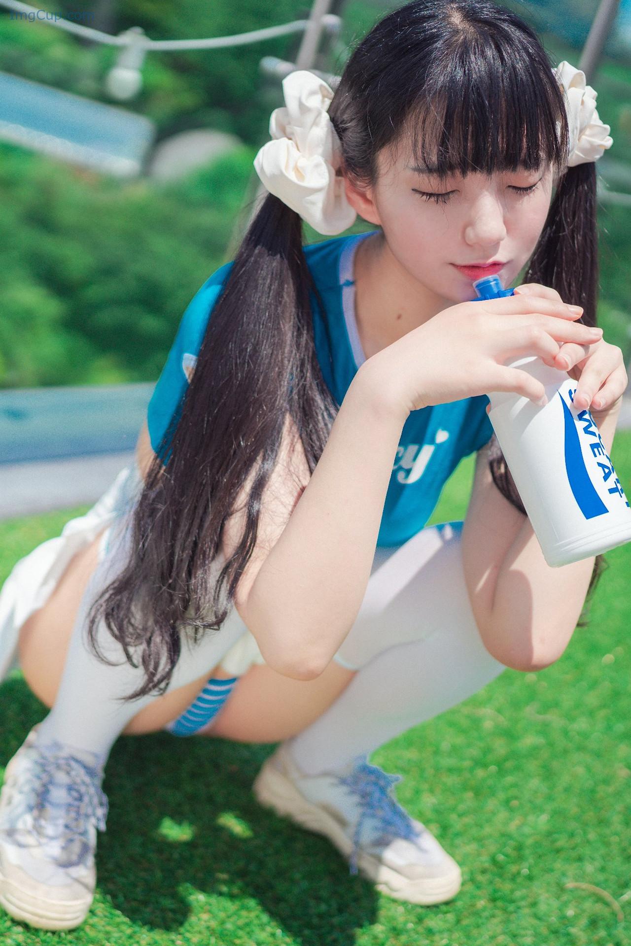 JENYREFSUM1_7.jpg VonFDnHc JENYREFSUM1 7