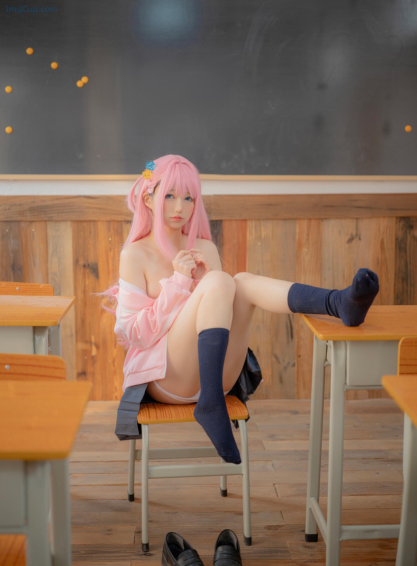 COS07A074_20.jpg COS07A074 20