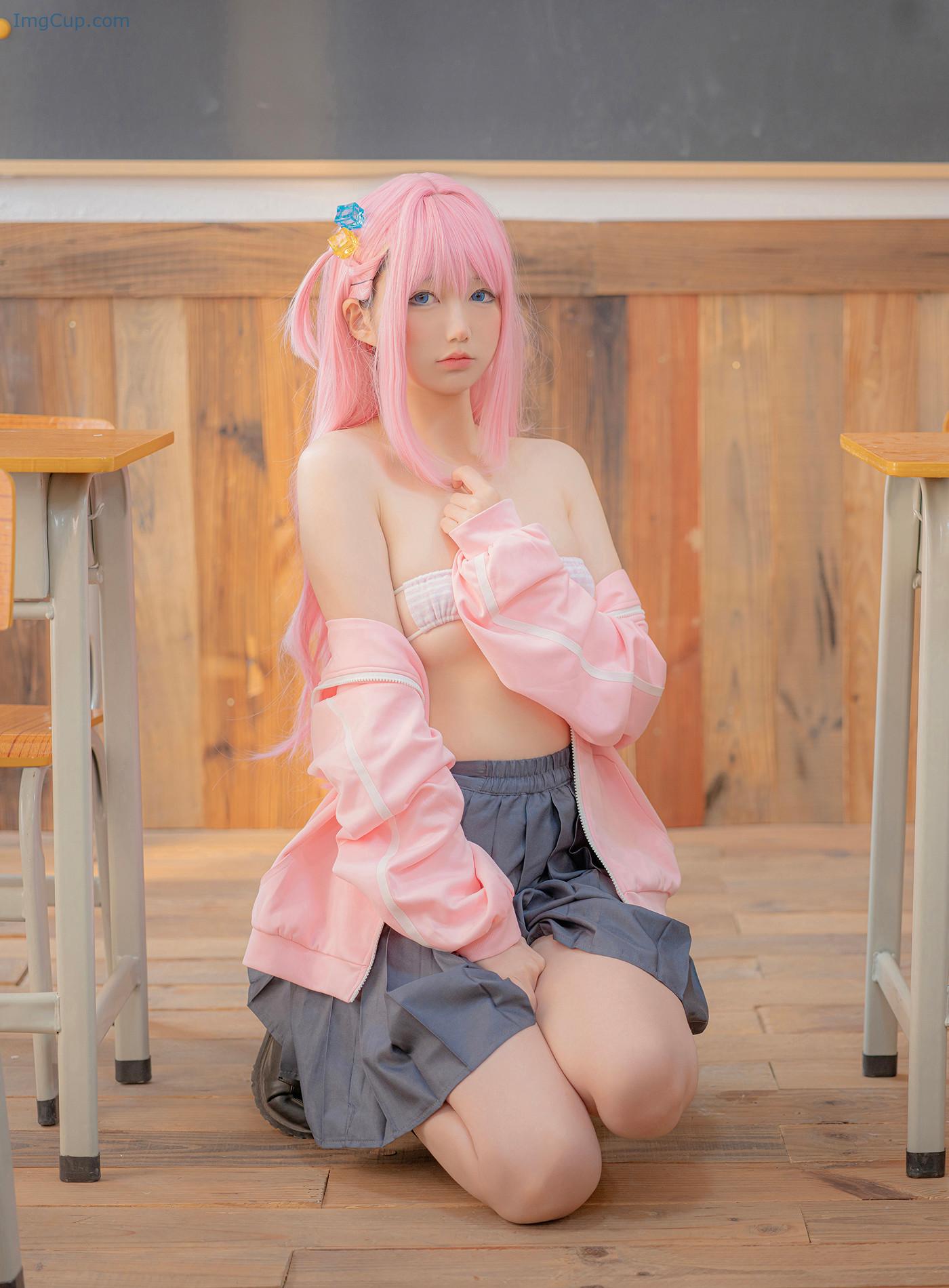 COS07A074_8.jpg COS07A074 8