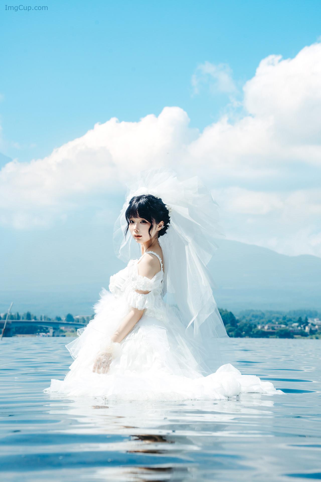 COS07A077_16.jpg COS07A077 16