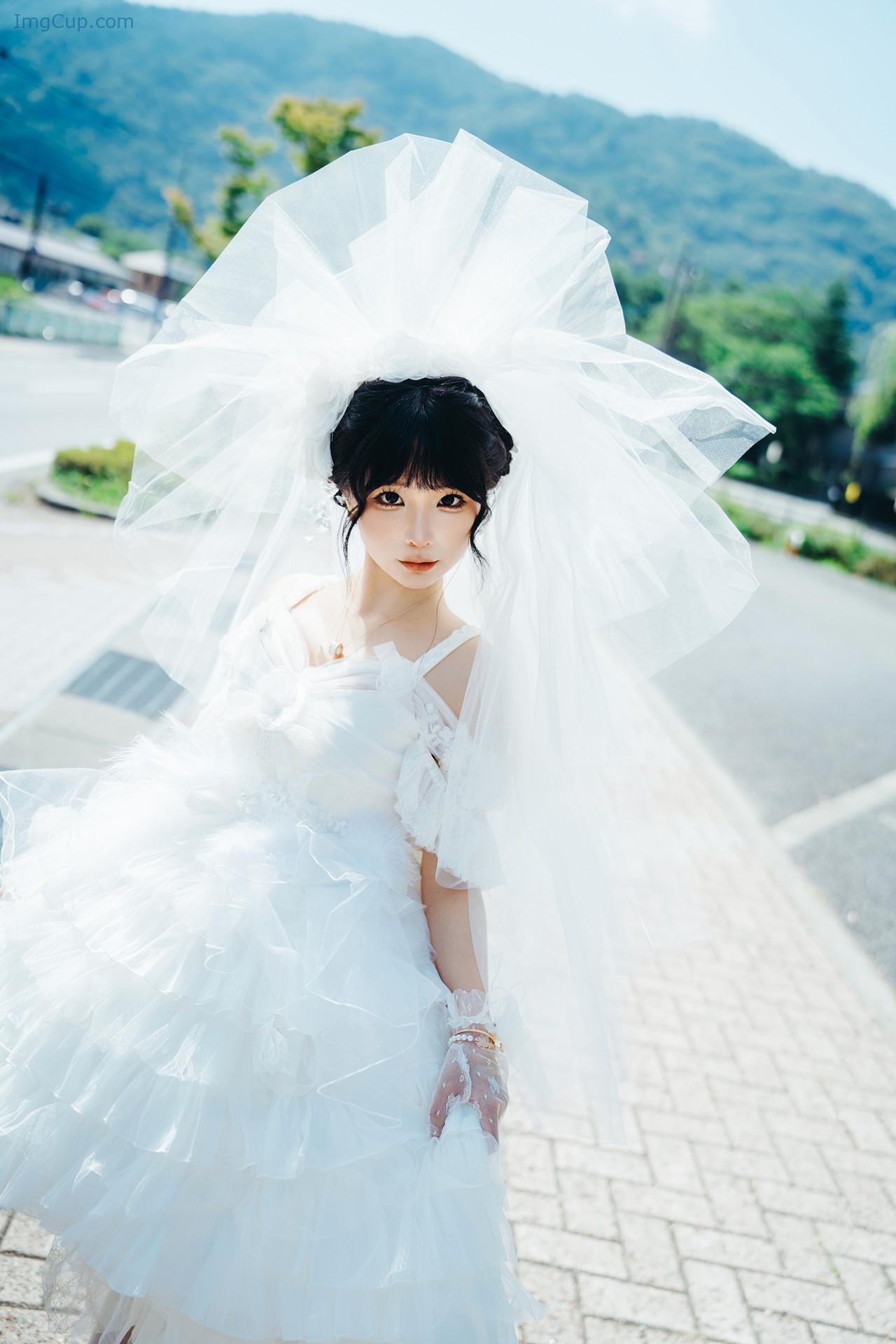 COS07A077_18.jpg COS07A077 18