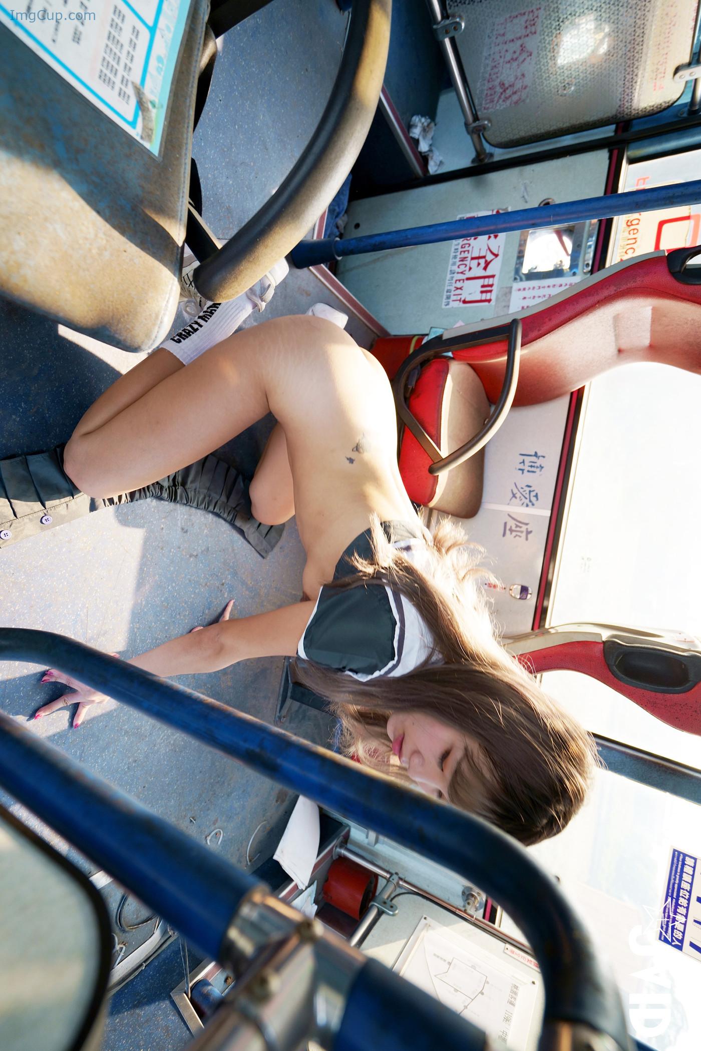 EVEBUSCA03_9.jpg EVEBUSCA03 9