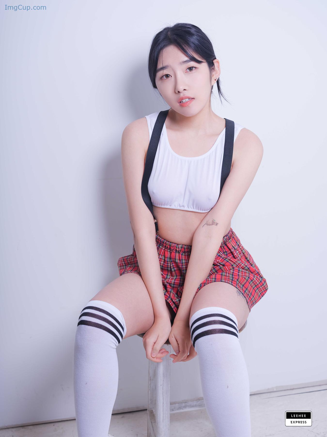 LEBE012801_12.jpg LEBE012801 12