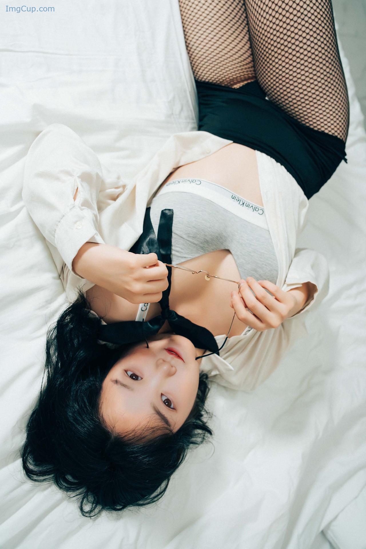 RAMISGIRL1_10.jpg RAMISGIRL1 10