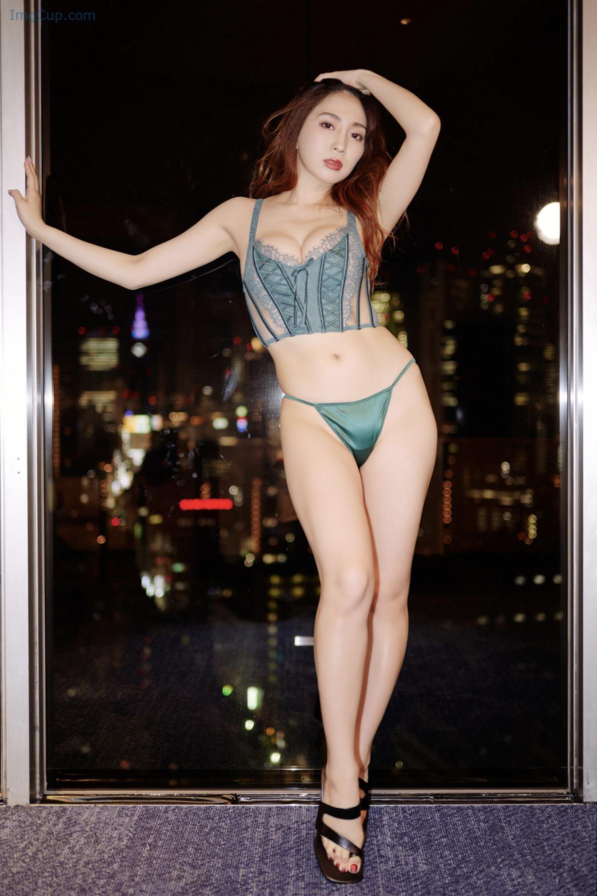 TOMOMI5002_16.jpg TOMOMI5002 16