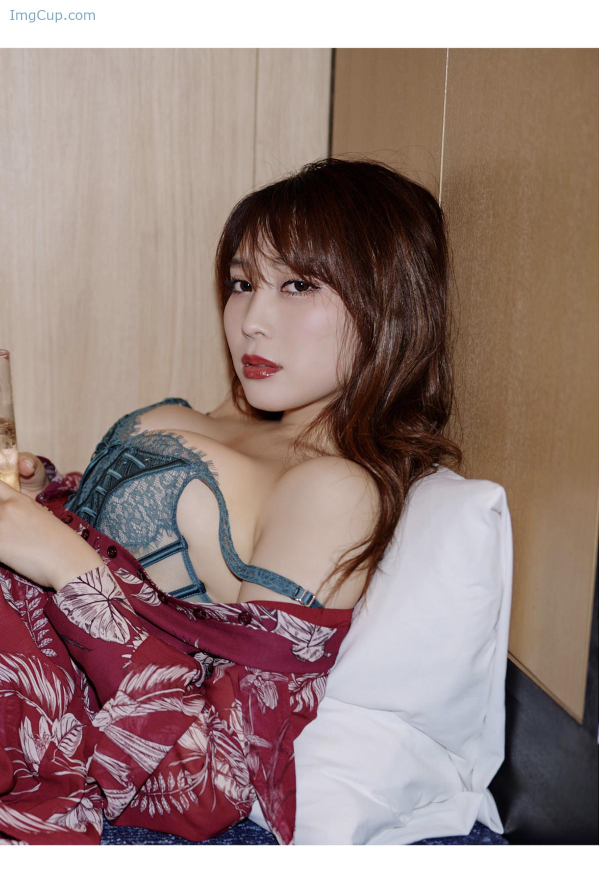 TOMOMI5002_9.jpg TOMOMI5002 9