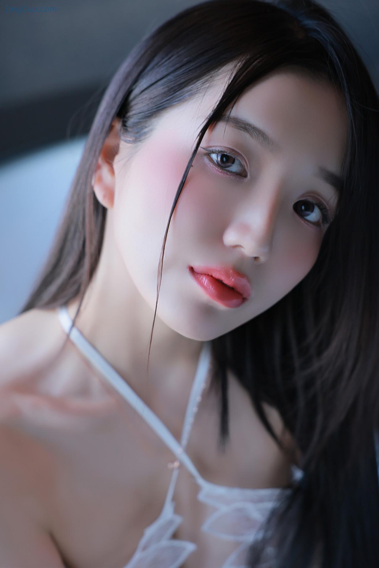 VELYS51V02_10.jpg VELYS51V02 10