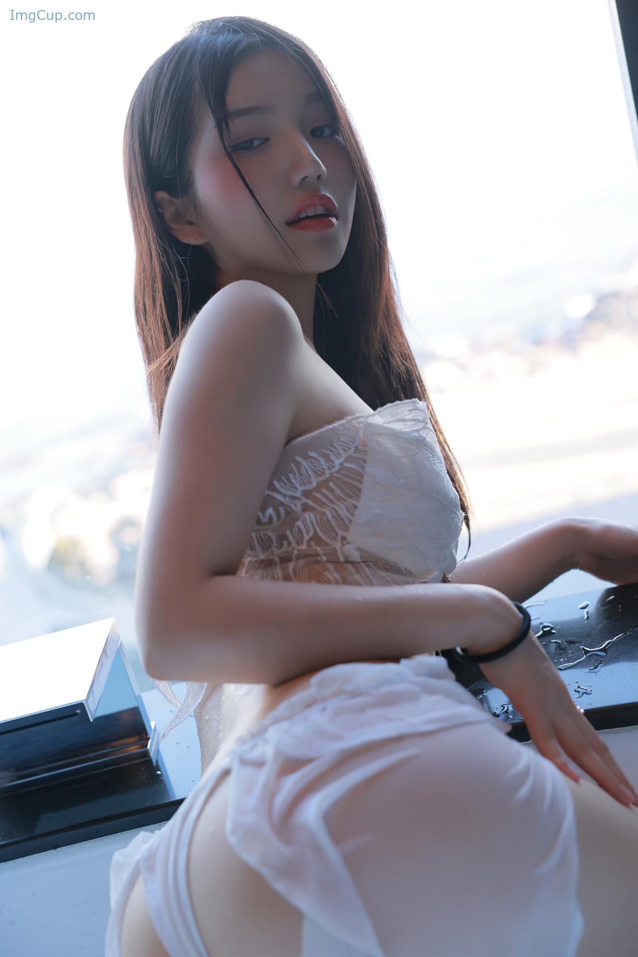 VELYS51V02_32.jpg VELYS51V02 32