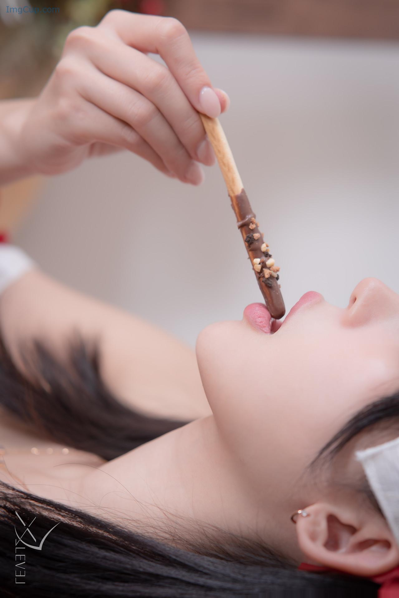 YEHAAPRON1_27.jpg YEHAAPRON1 27