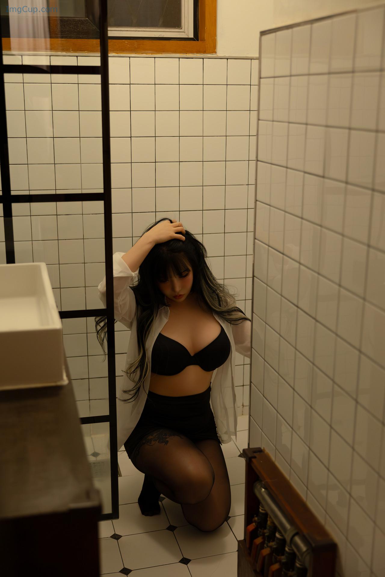 YUINNEDOR1_3.jpg YUINNEDOR1 3