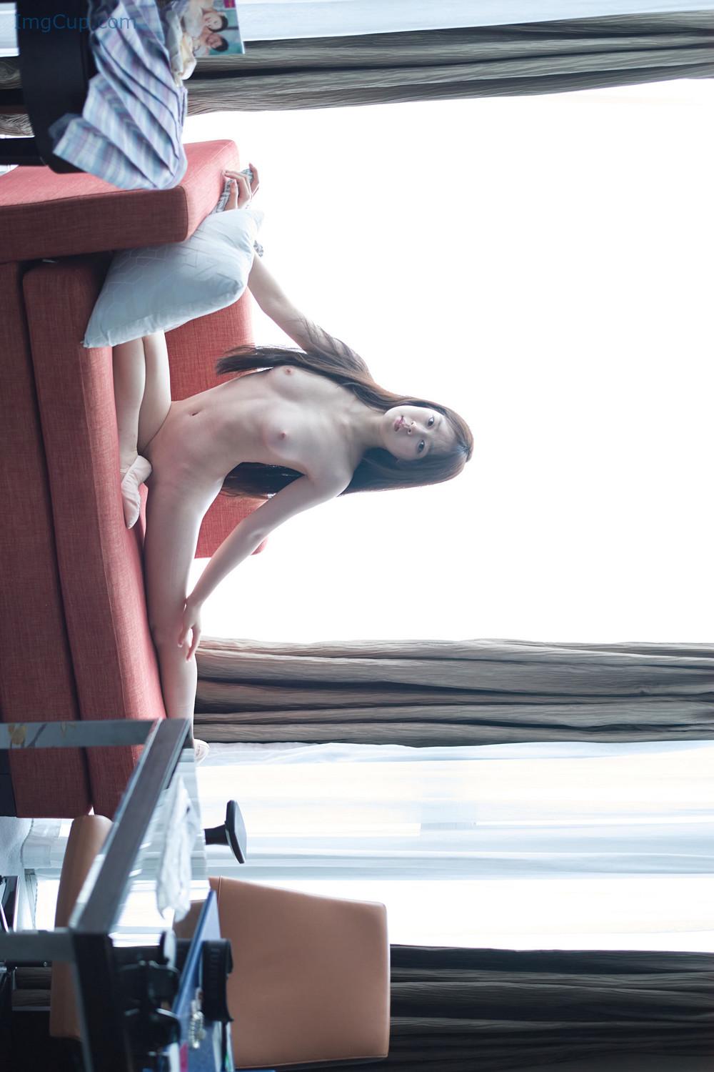 COS08A051_55.jpg COS08A051 55