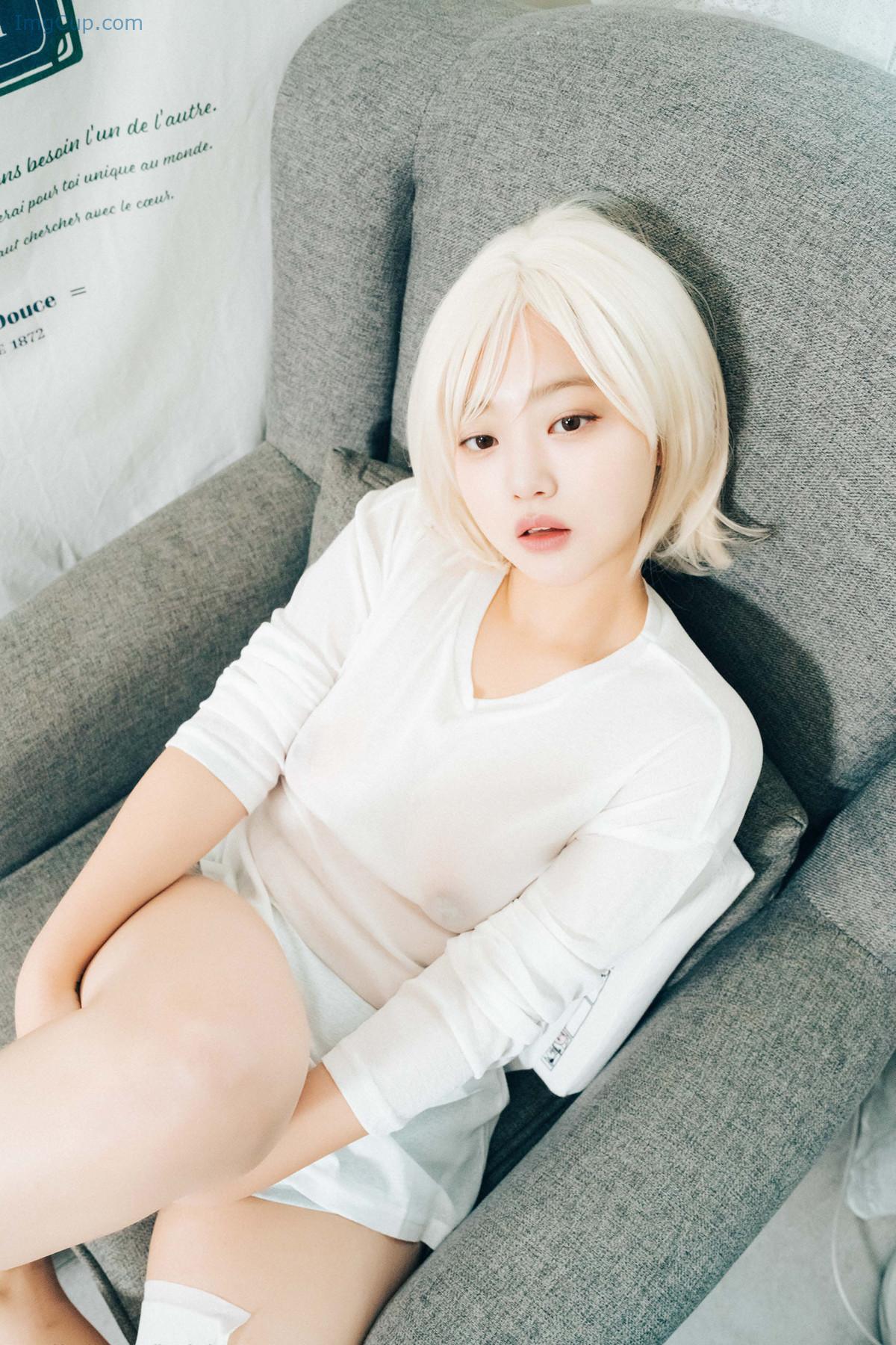 EUNWOOMA04_6.jpg EUNWOOMA04 6