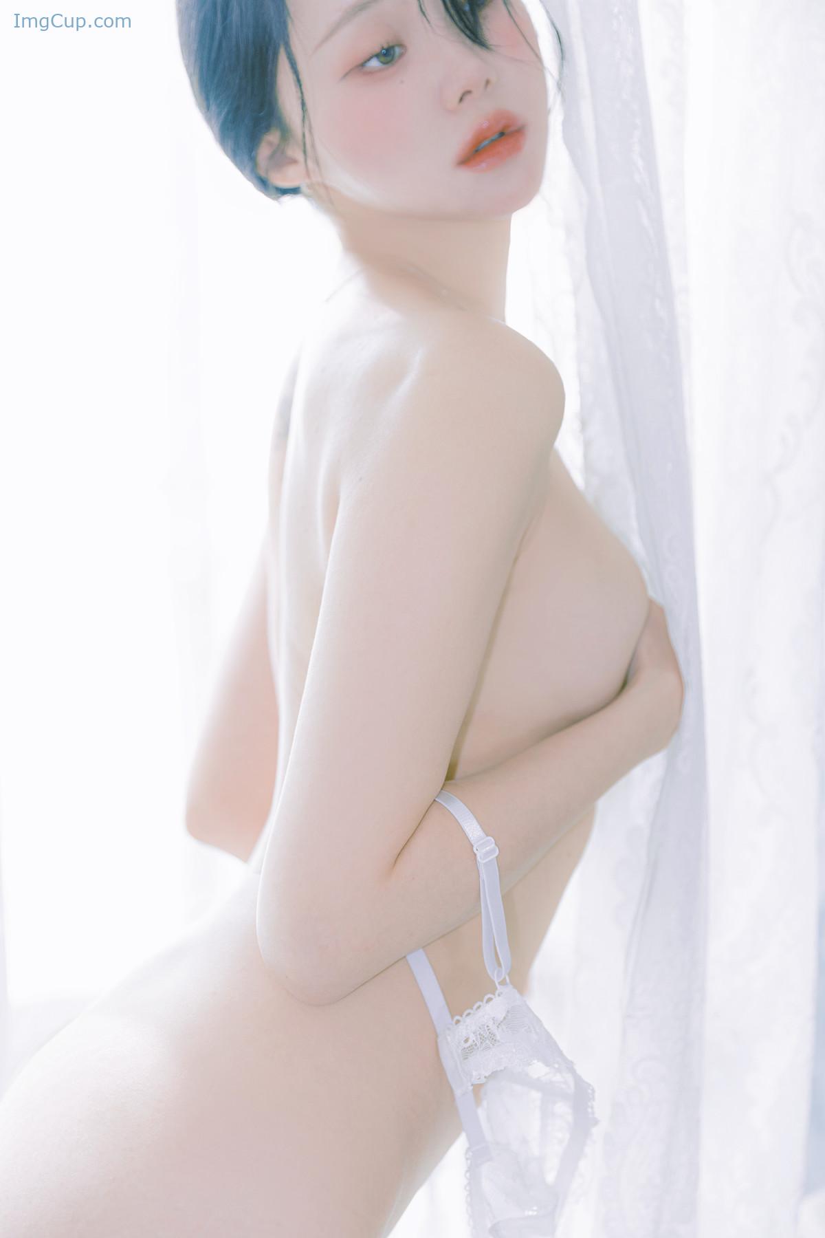 INAHDAYY02_24.jpg INAHDAYY02 24