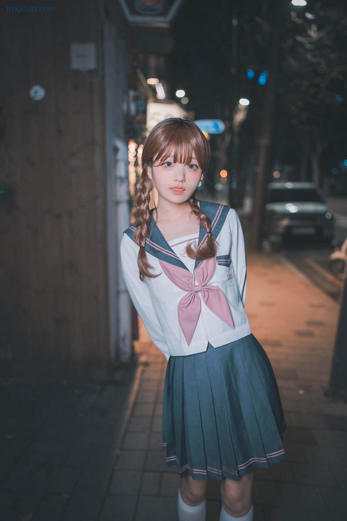 JENNYKURA1_11.jpg JENNYKURA1 11