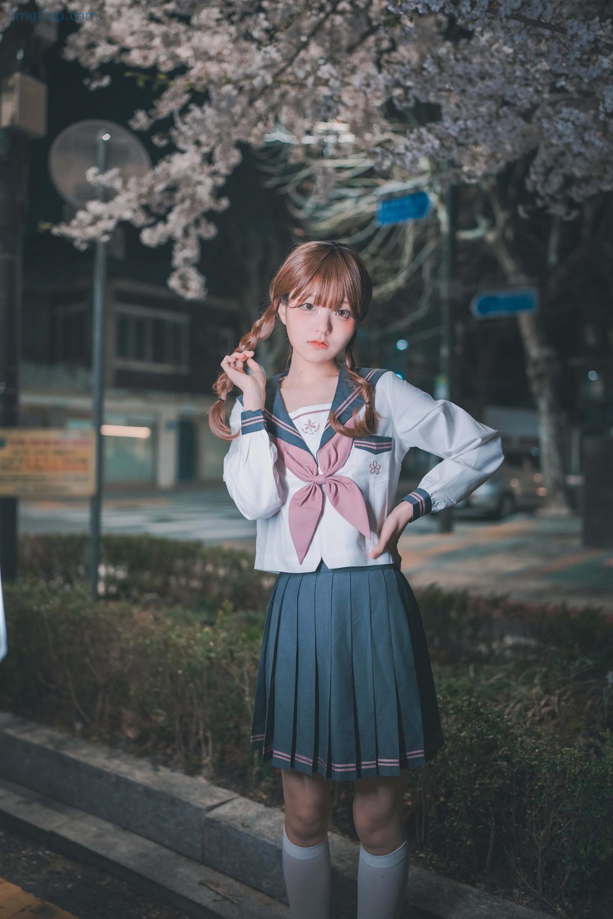 JENNYKURA1_24.jpg JENNYKURA1 24