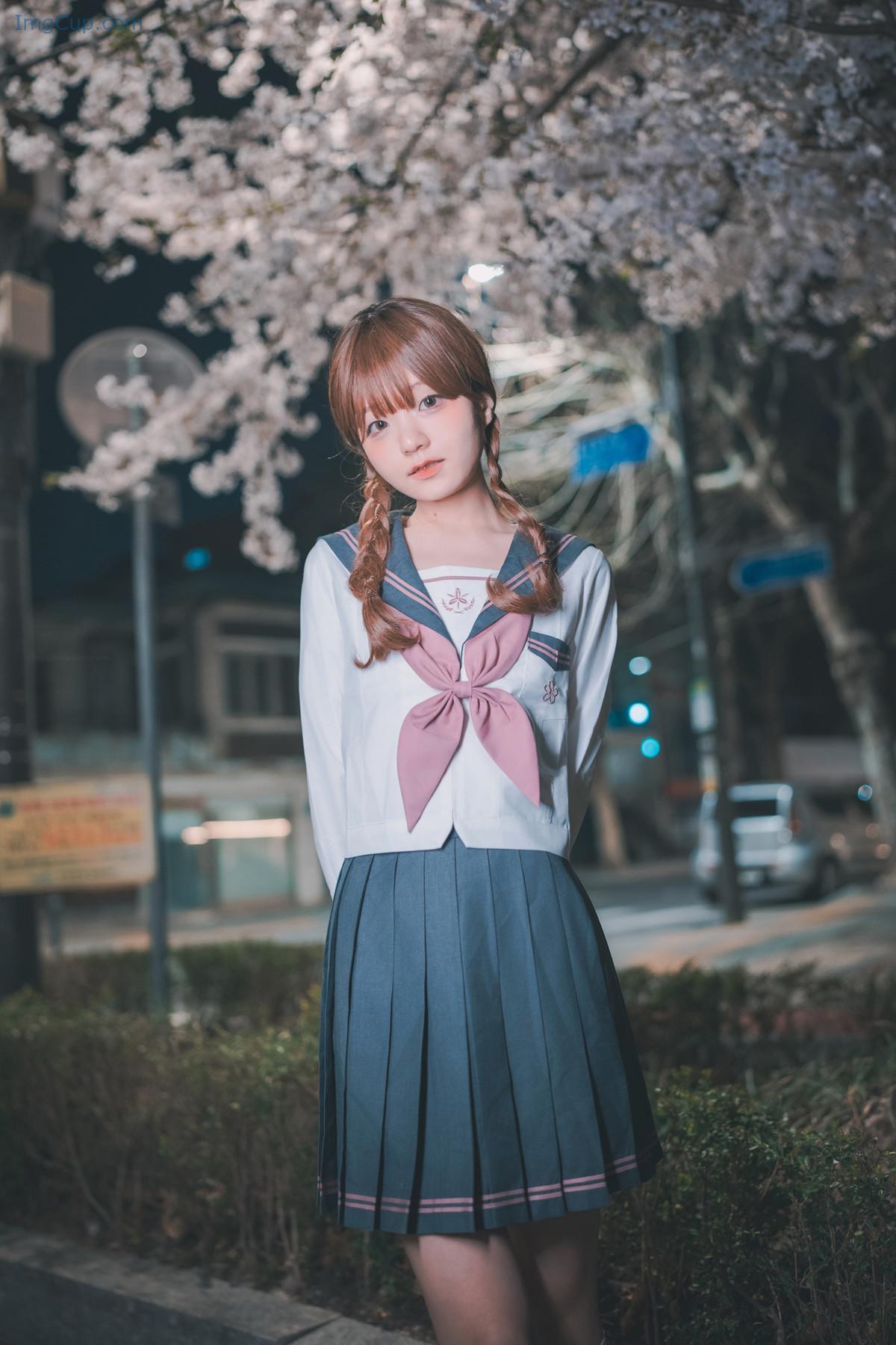 JENNYKURA1_25.jpg JENNYKURA1 25