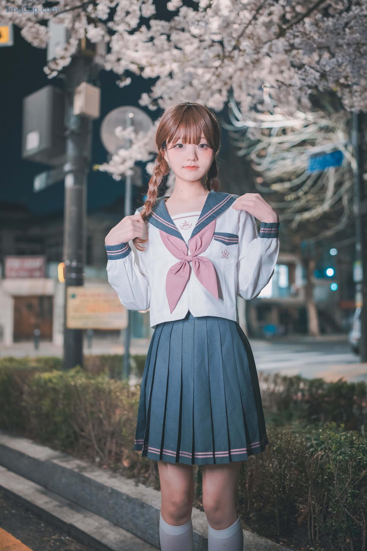 JENNYKURA1_29.jpg JENNYKURA1 29