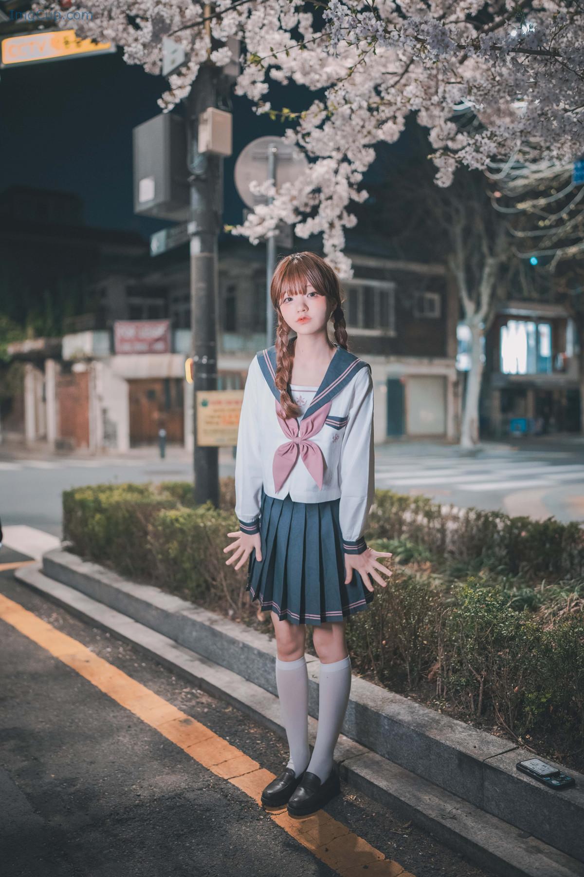 JENNYKURA1_30.jpg JENNYKURA1 30