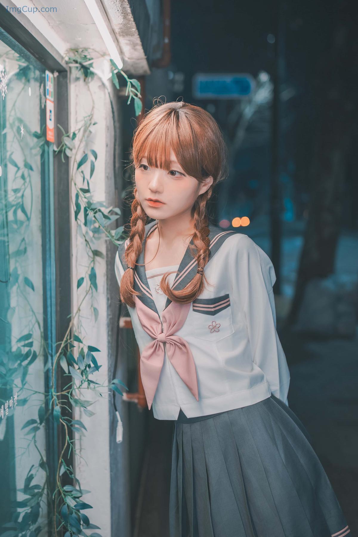 JENNYKURA1_7.jpg JENNYKURA1 7