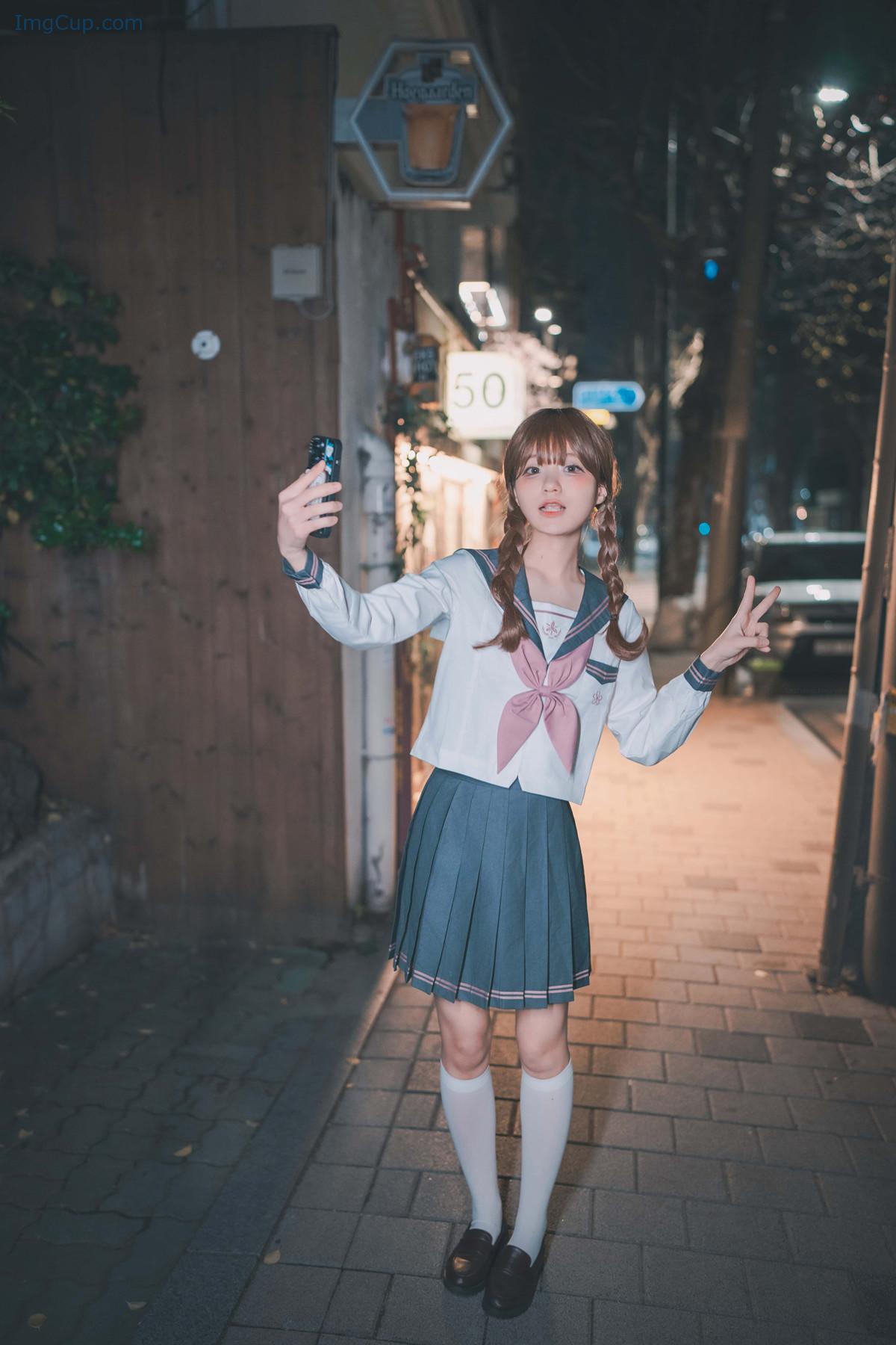 JENNYKURA1_8.jpg JENNYKURA1 8