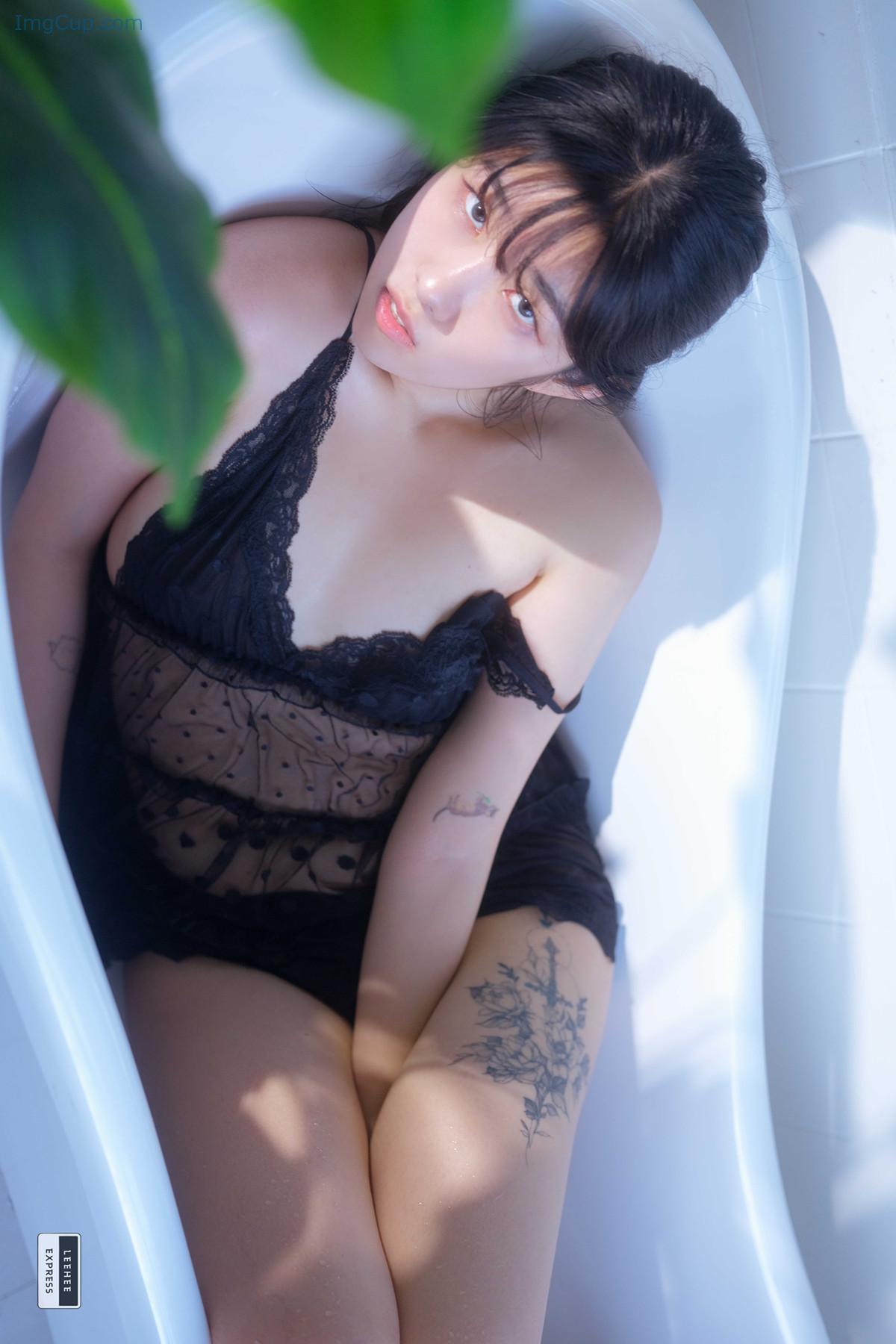 LEBE209SS2_24.jpg LEBE209SS2 24