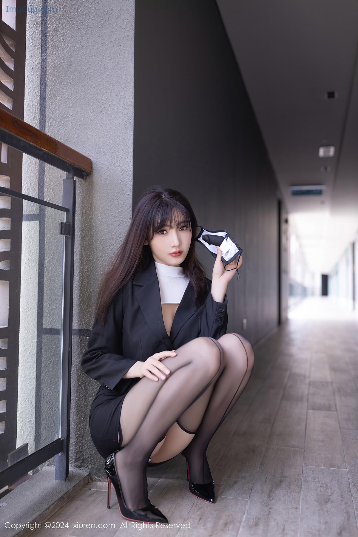 REN08A009_6.jpg REN08A009 6