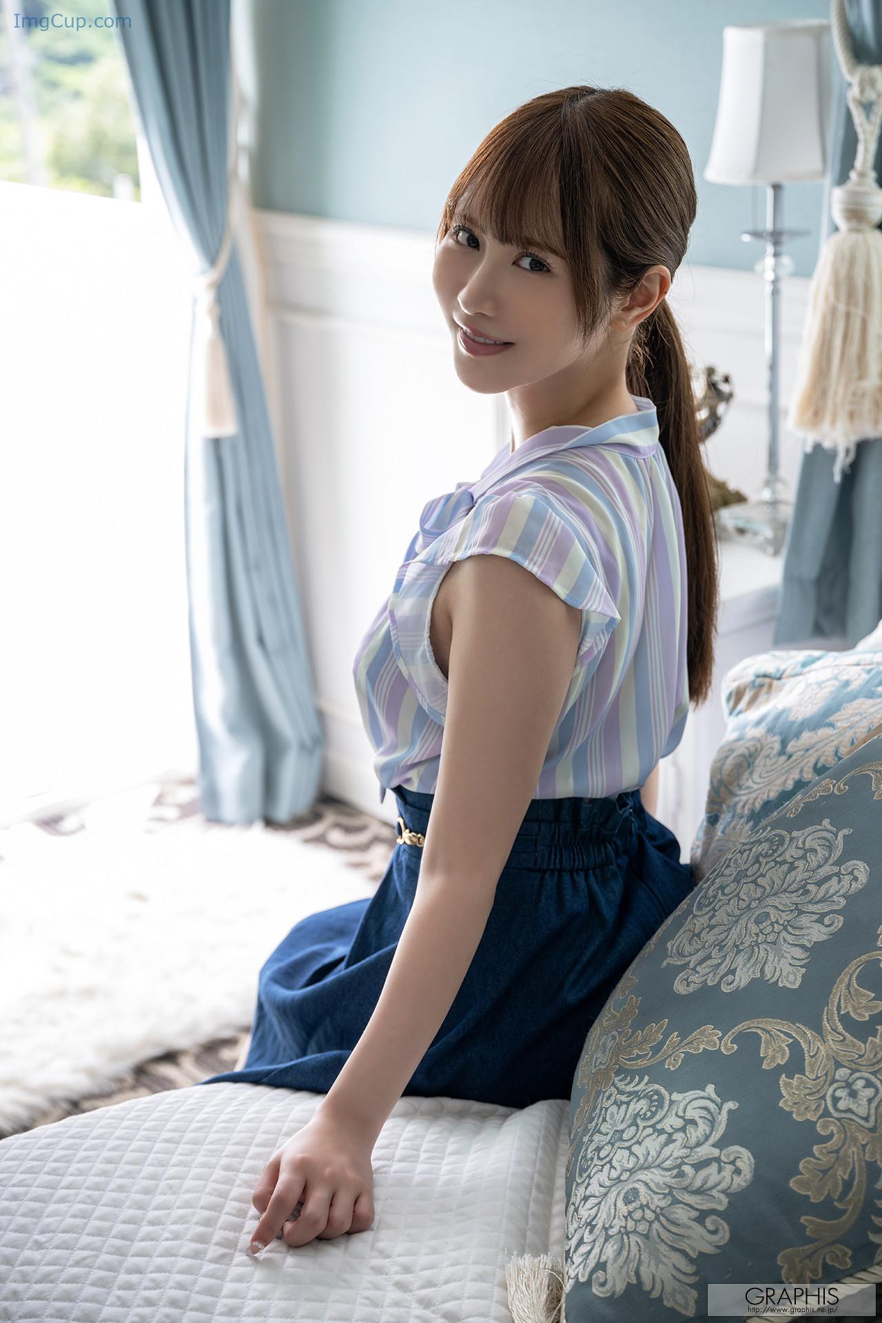 SWEATRIKA1_12.jpg SWEATRIKA1 12