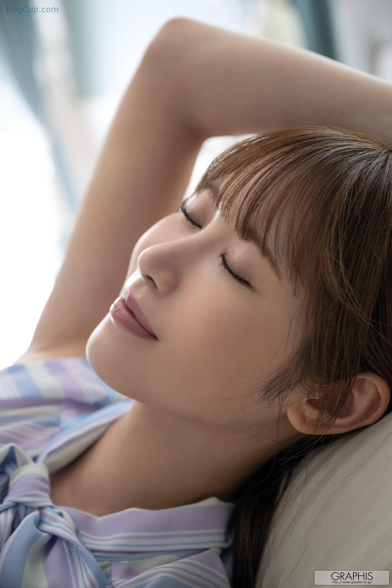 SWEATRIKA1_17.jpg SWEATRIKA1 17